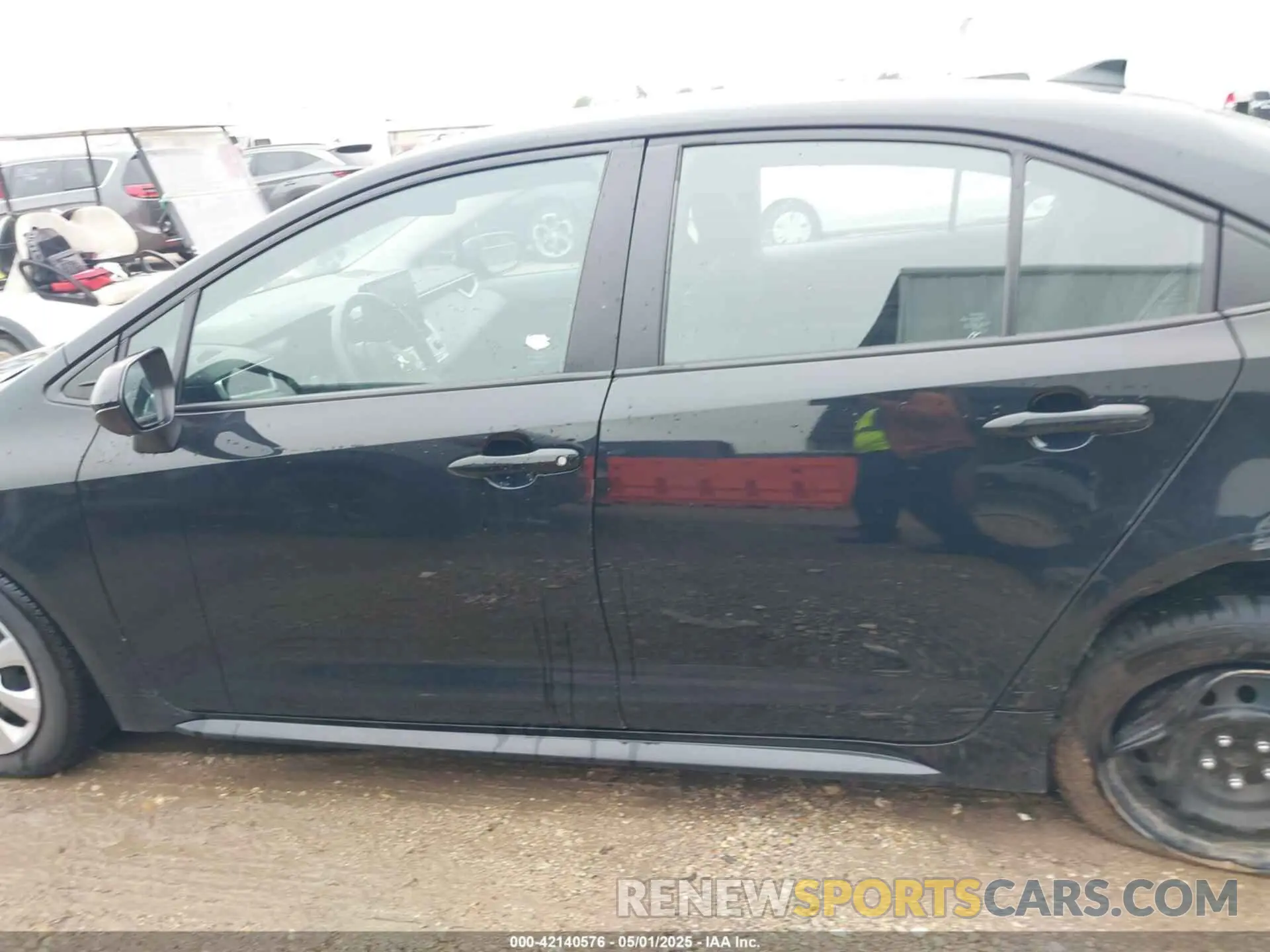 14 Photograph of a damaged car 5YFB4MDE3RP080374 TOYOTA COROLLA 2024