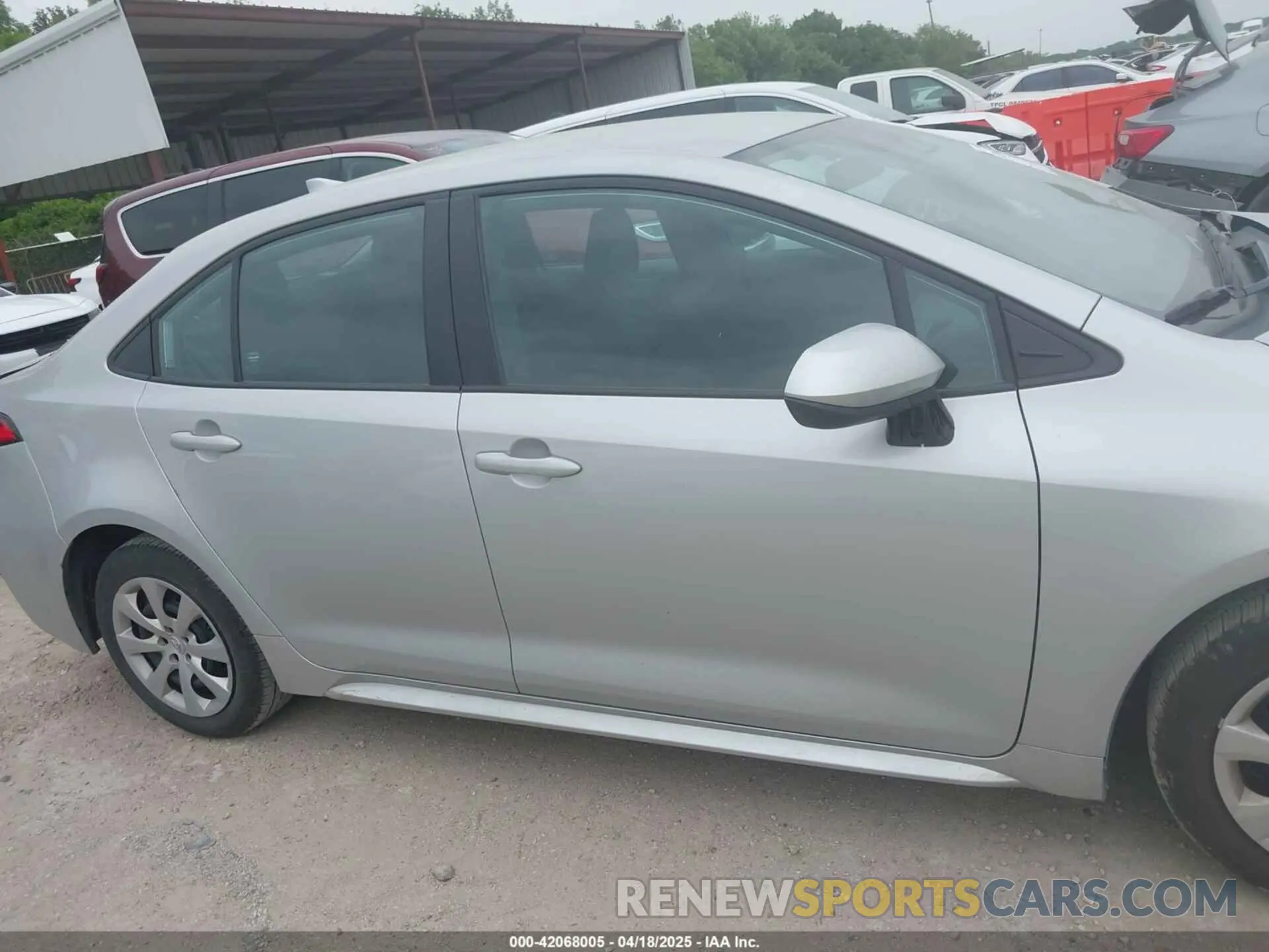 13 Photograph of a damaged car 5YFB4MDE3RP085686 TOYOTA COROLLA 2024