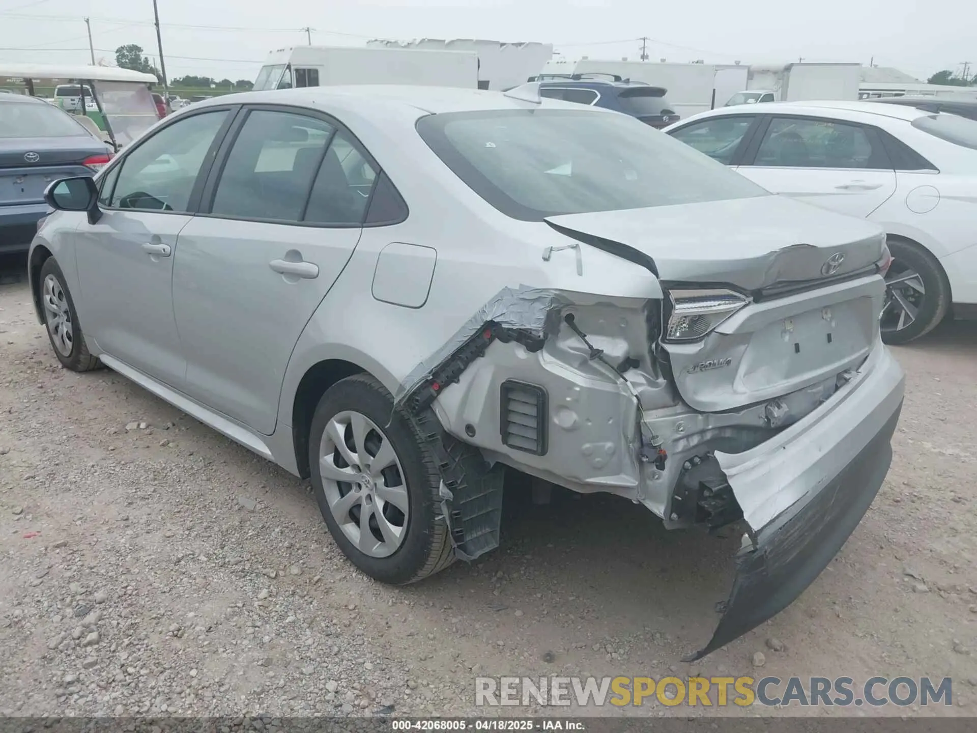3 Photograph of a damaged car 5YFB4MDE3RP085686 TOYOTA COROLLA 2024