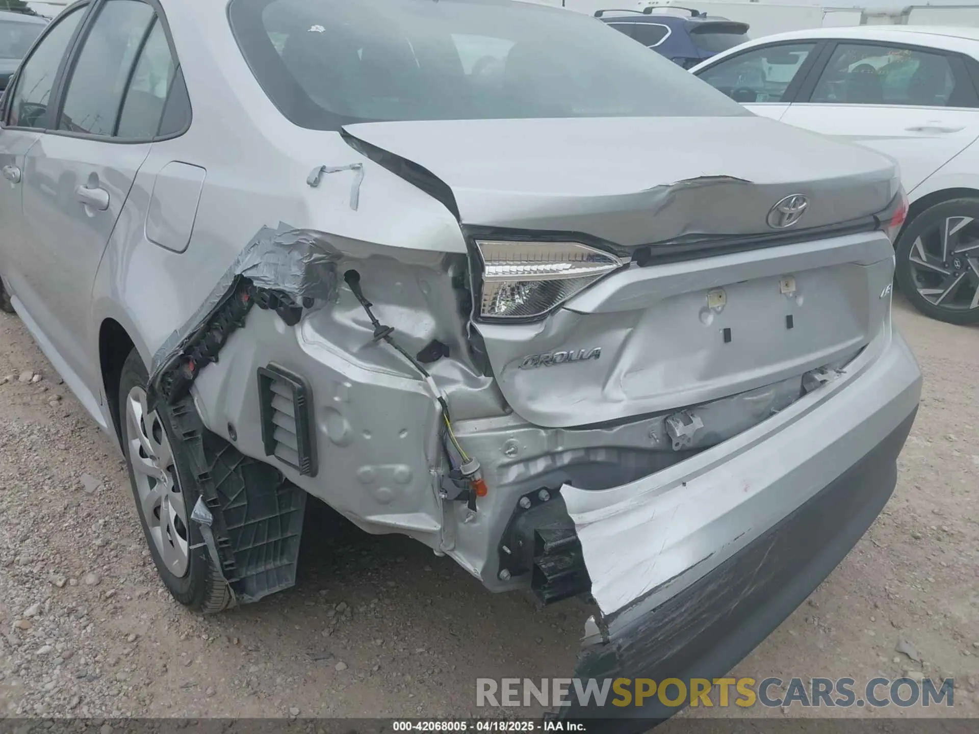 6 Photograph of a damaged car 5YFB4MDE3RP085686 TOYOTA COROLLA 2024