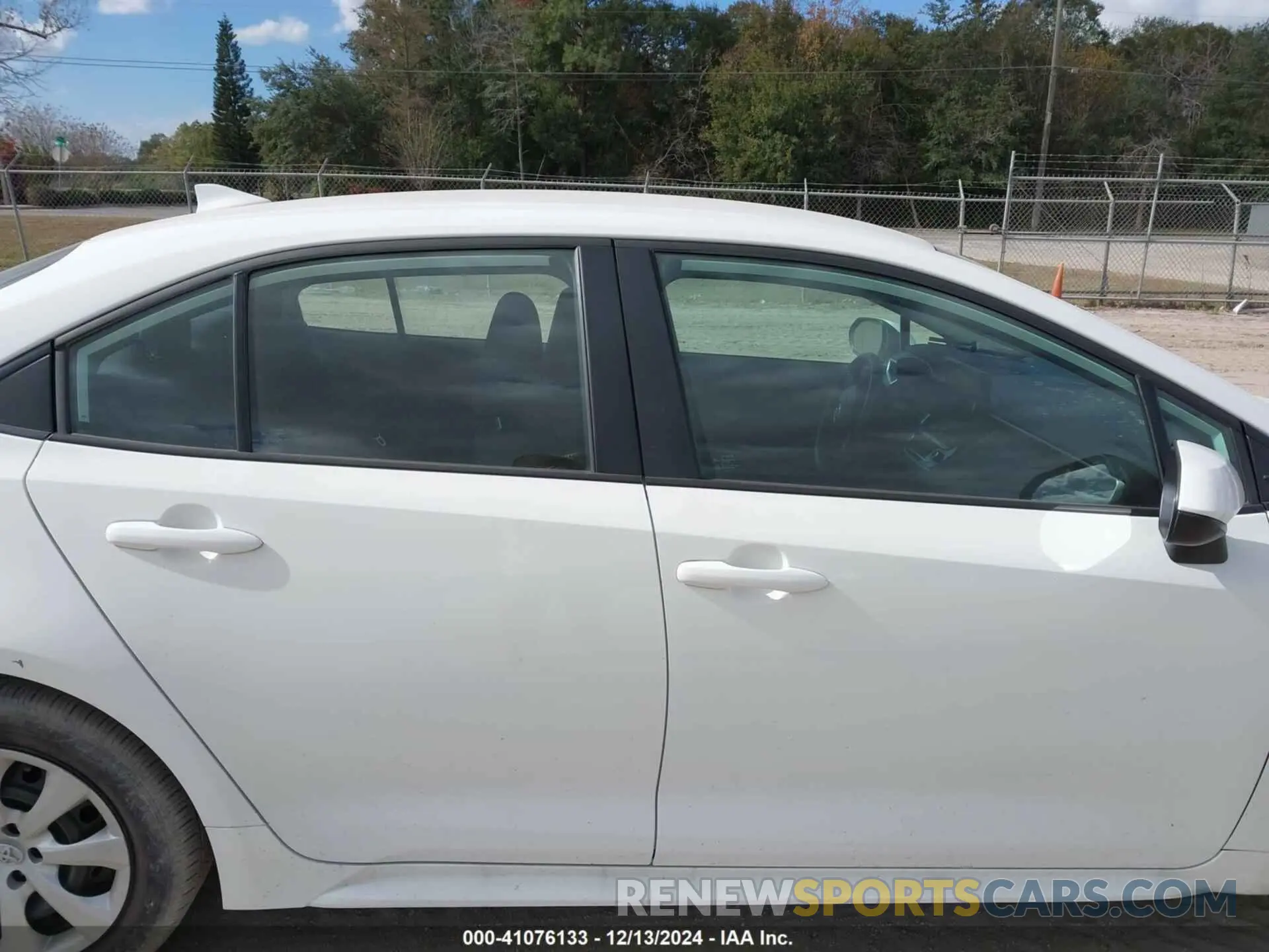 13 Photograph of a damaged car 5YFB4MDE3RP091861 TOYOTA COROLLA 2024