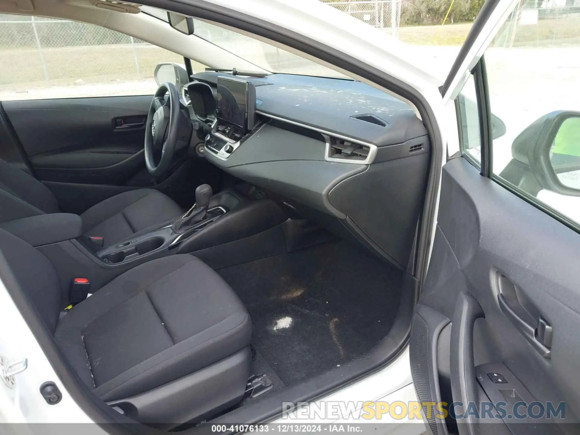 5 Photograph of a damaged car 5YFB4MDE3RP091861 TOYOTA COROLLA 2024