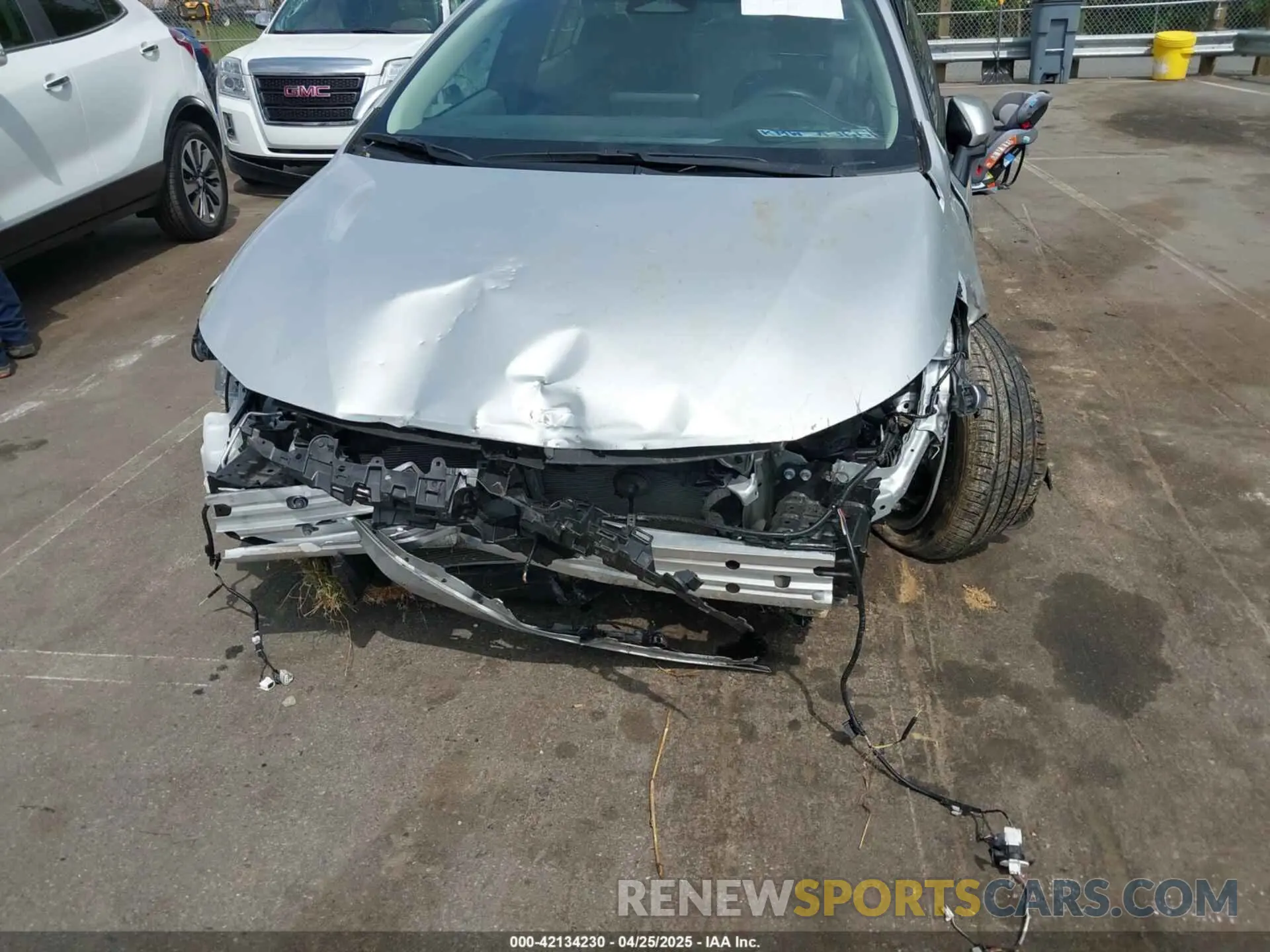 6 Photograph of a damaged car 5YFB4MDE3RP092783 TOYOTA COROLLA 2024