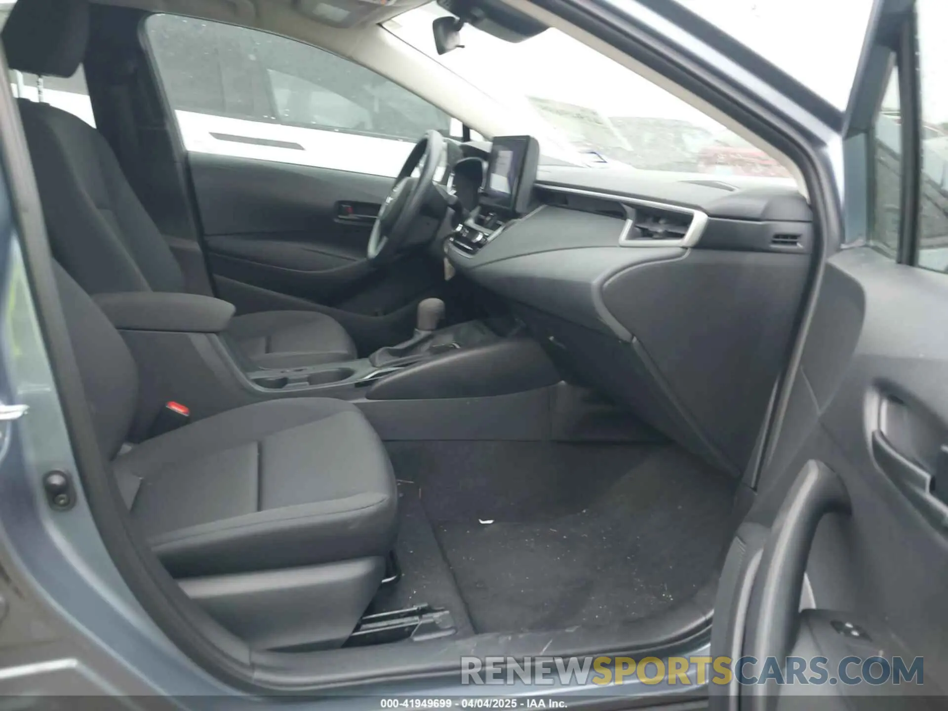 5 Photograph of a damaged car 5YFB4MDE3RP128519 TOYOTA COROLLA 2024