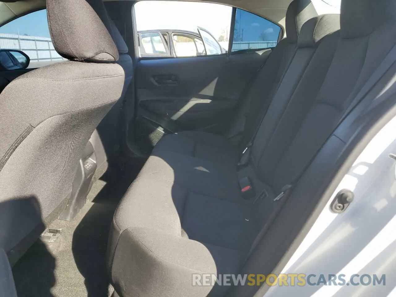 11 Photograph of a damaged car 5YFB4MDE3RP137835 TOYOTA COROLLA 2024