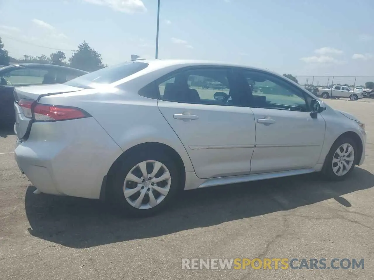 3 Photograph of a damaged car 5YFB4MDE3RP137964 TOYOTA COROLLA 2024