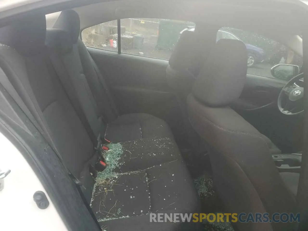 10 Photograph of a damaged car 5YFB4MDE3RP159639 TOYOTA COROLLA 2024
