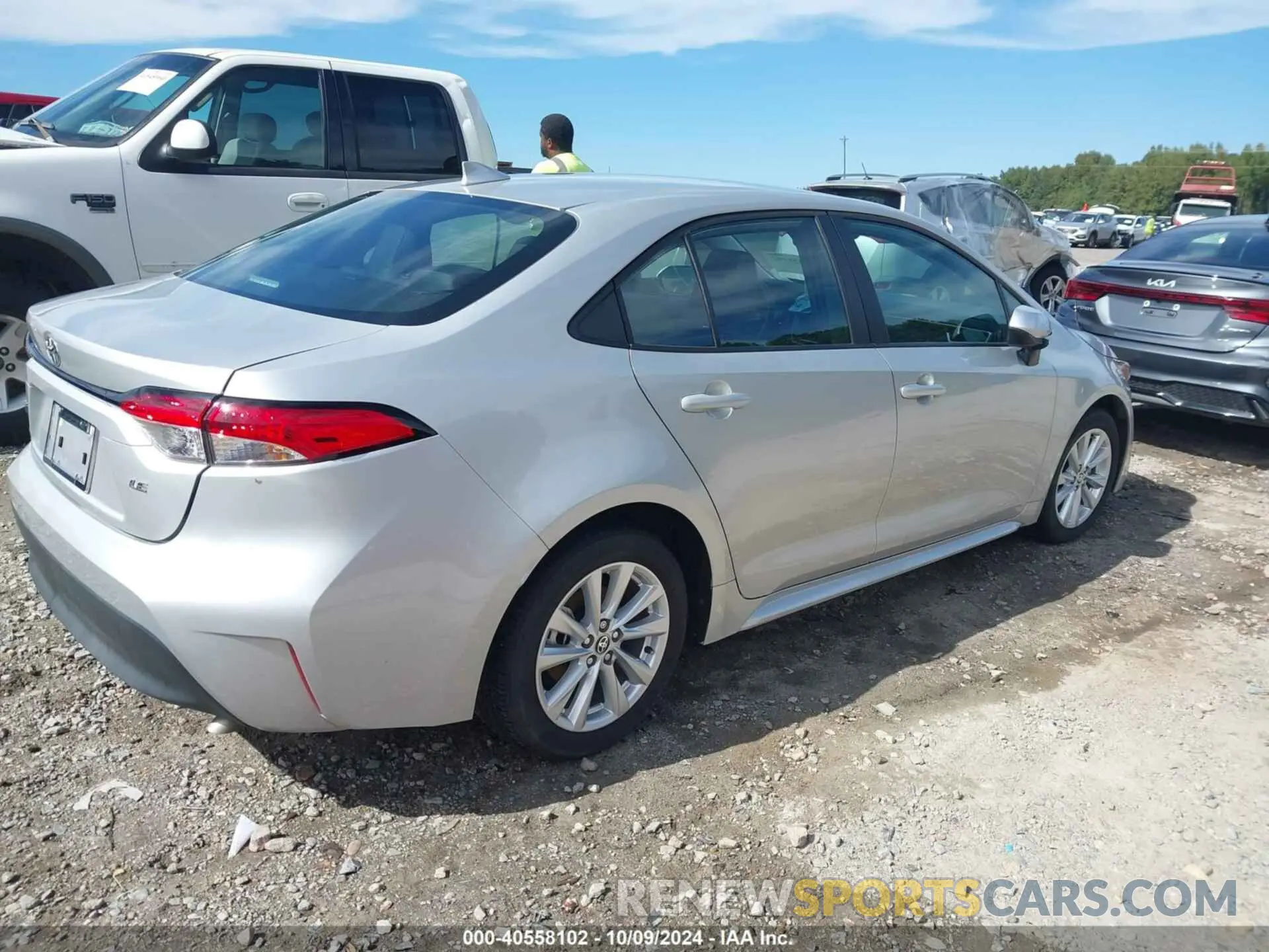 4 Photograph of a damaged car 5YFB4MDE3RP162380 TOYOTA COROLLA 2024