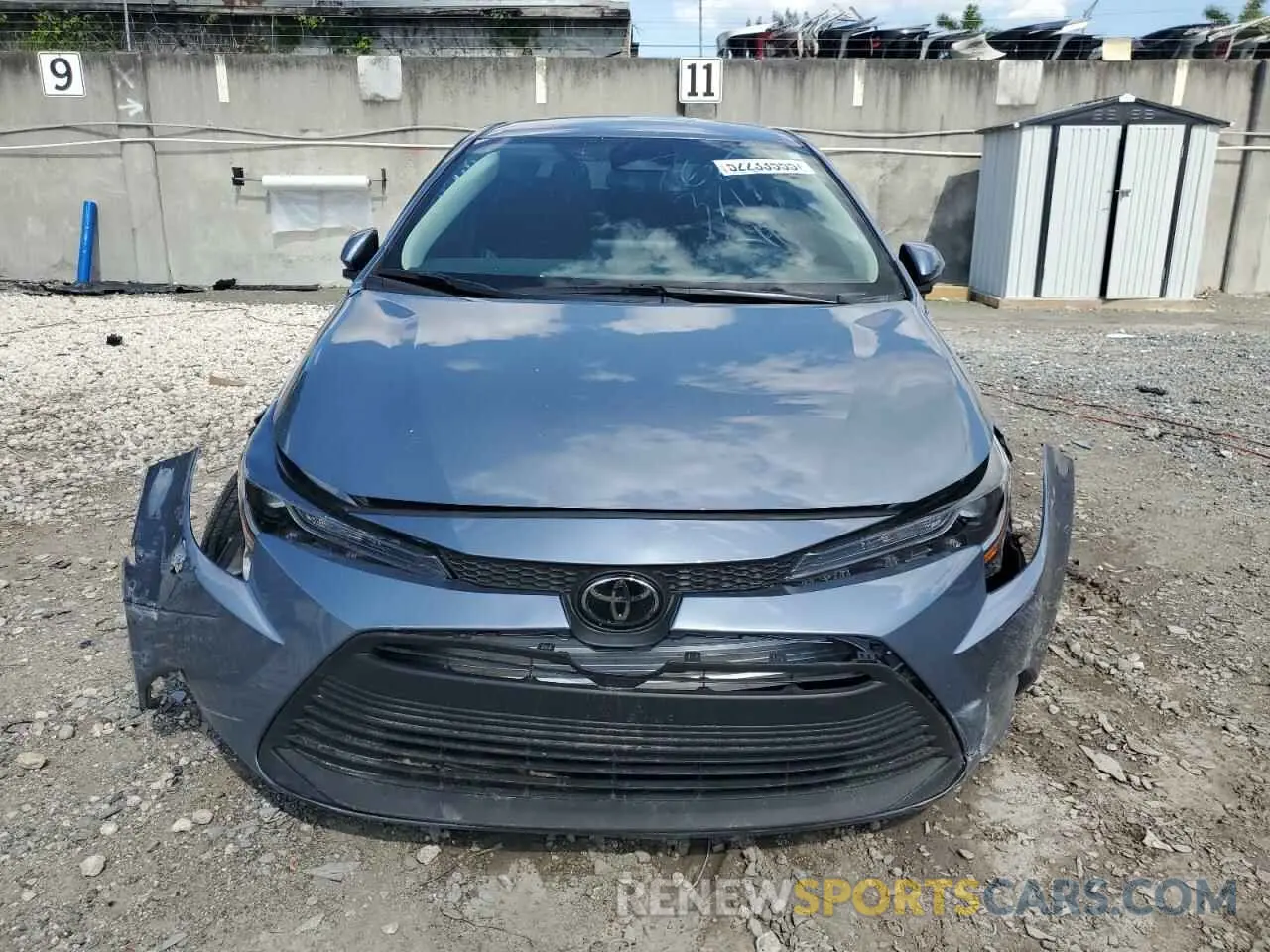 5 Photograph of a damaged car 5YFB4MDE3RP167689 TOYOTA COROLLA 2024