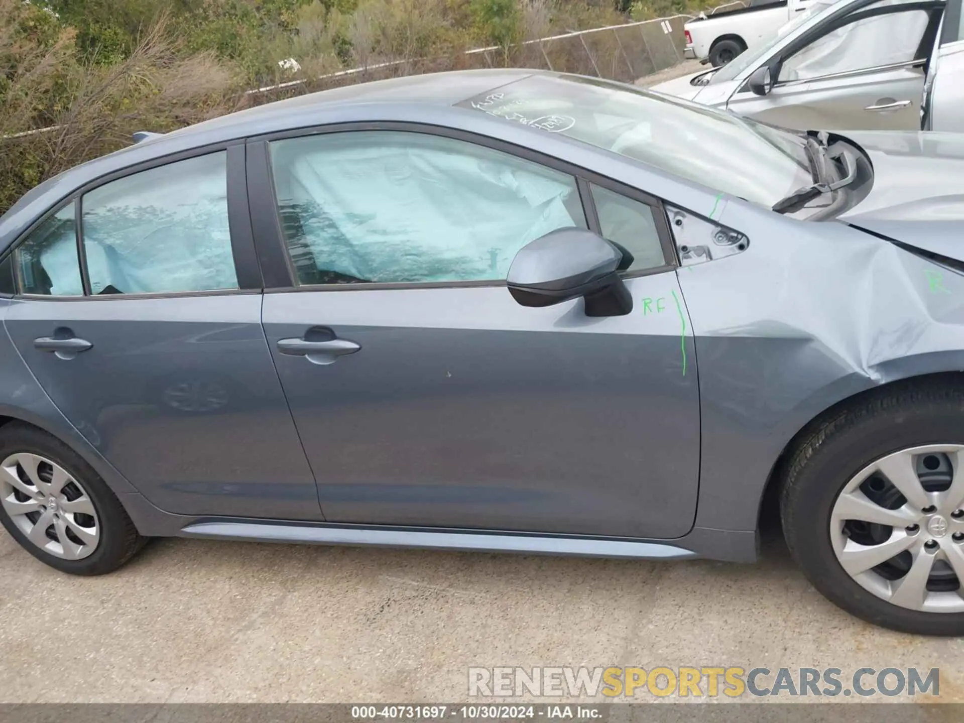 13 Photograph of a damaged car 5YFB4MDE3RP168714 TOYOTA COROLLA 2024