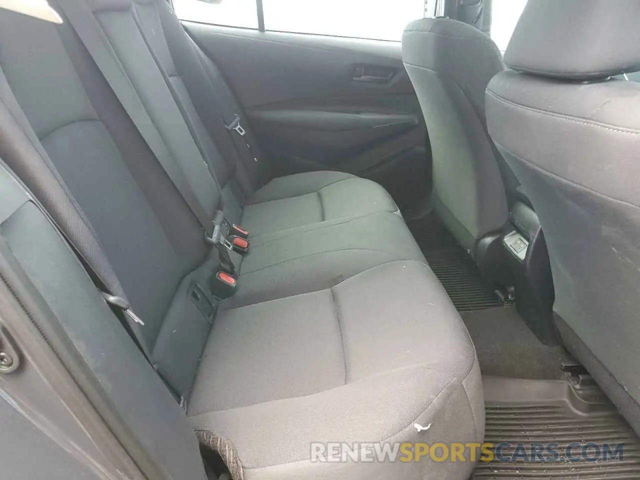 10 Photograph of a damaged car 5YFB4MDE3RP170642 TOYOTA COROLLA 2024