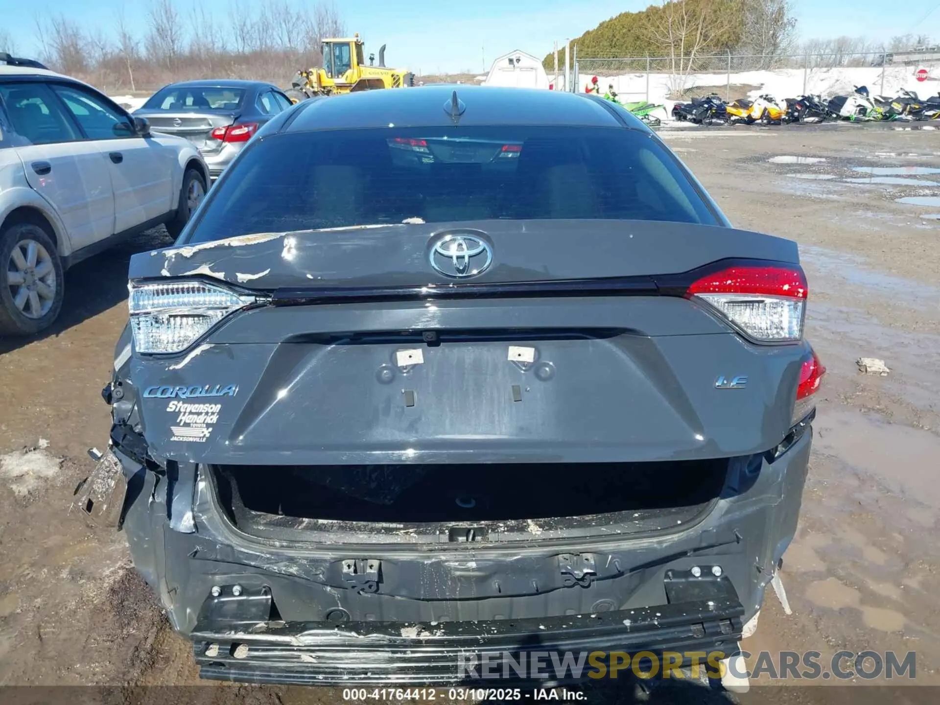 17 Photograph of a damaged car 5YFB4MDE3RP173993 TOYOTA COROLLA 2024