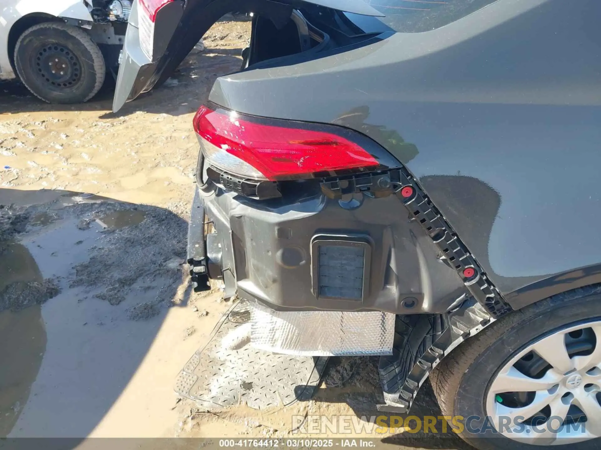 6 Photograph of a damaged car 5YFB4MDE3RP173993 TOYOTA COROLLA 2024