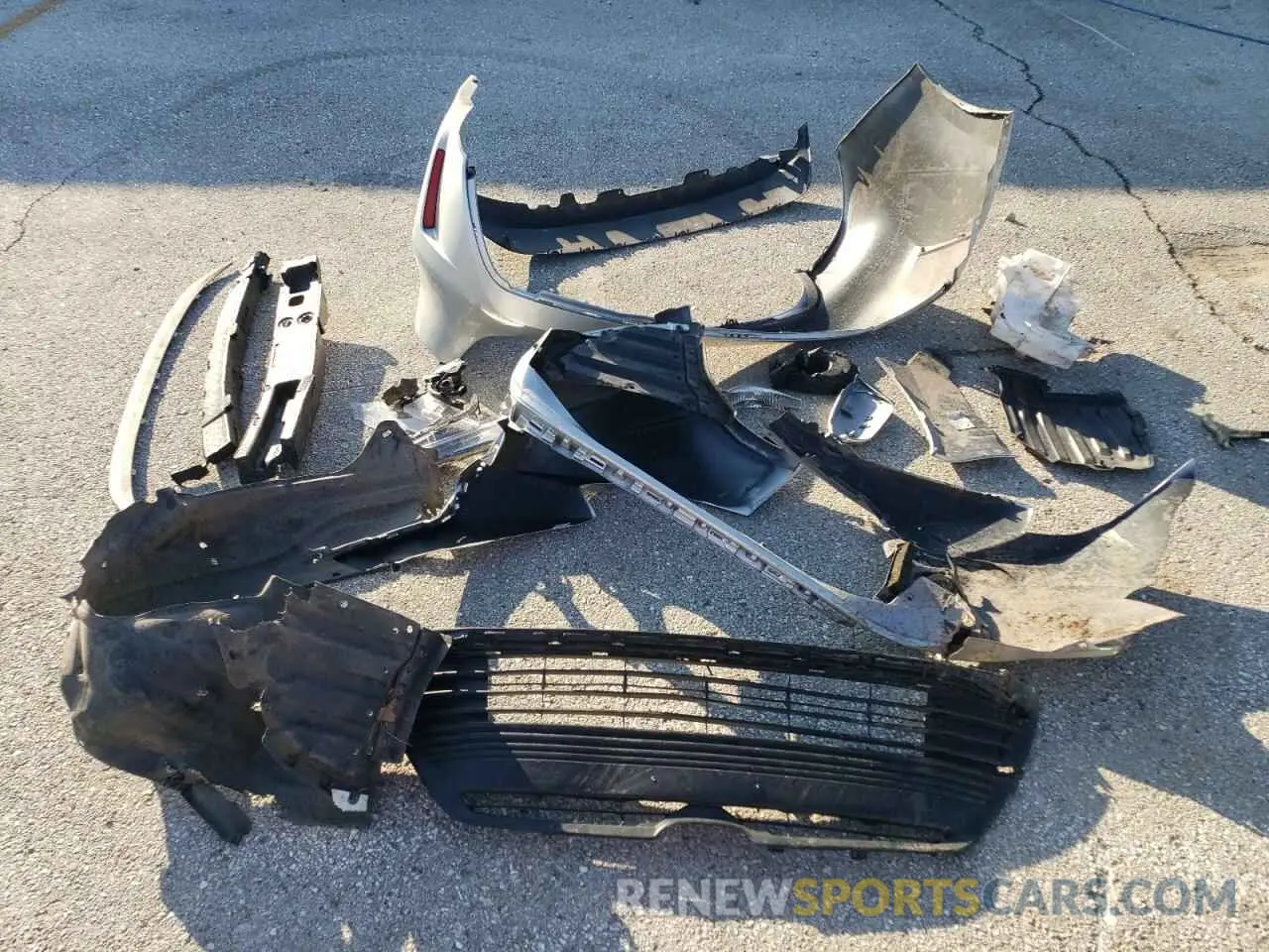 14 Photograph of a damaged car 5YFB4MDE3RP174190 TOYOTA COROLLA 2024
