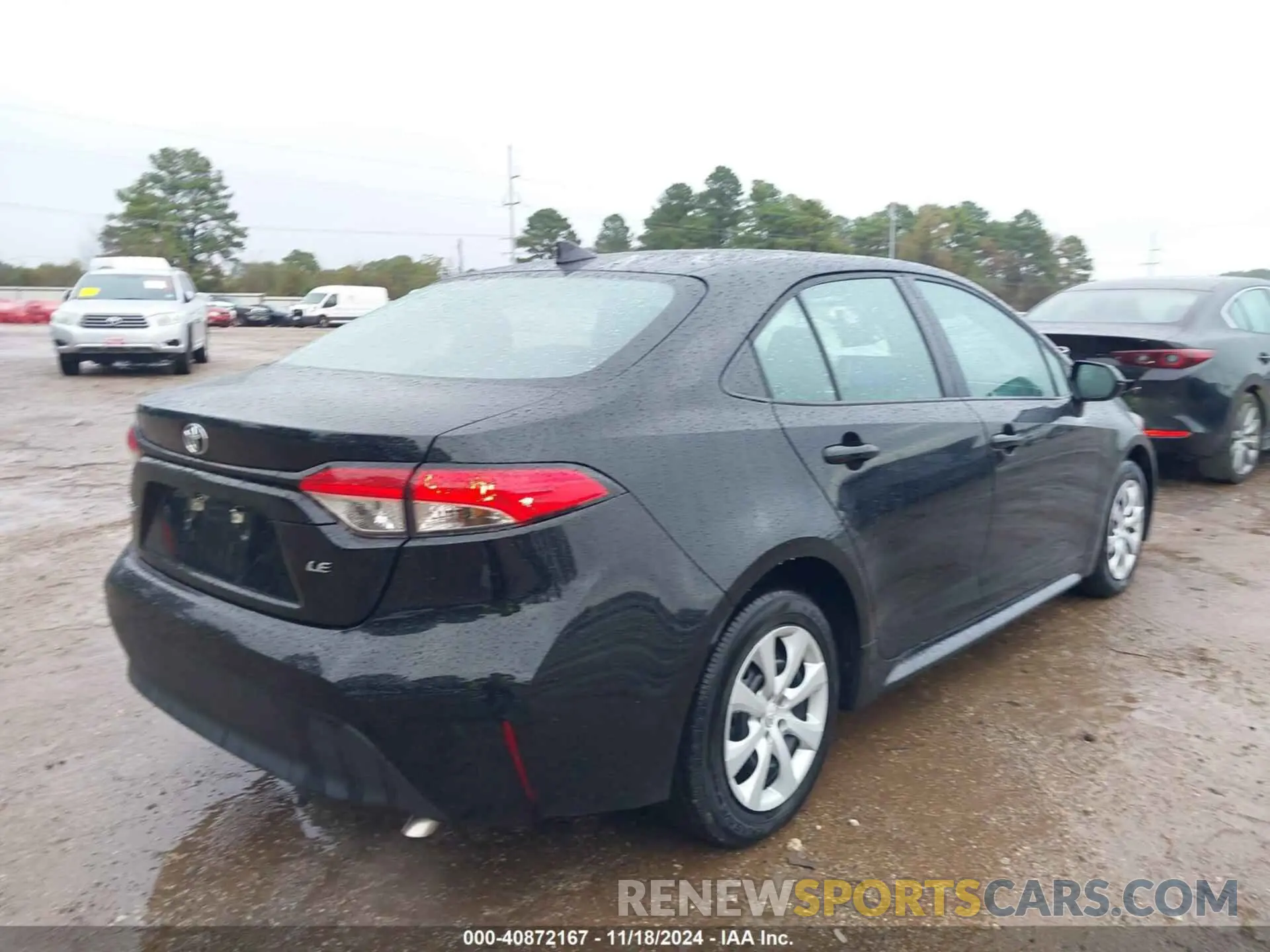 4 Photograph of a damaged car 5YFB4MDE3RP194293 TOYOTA COROLLA 2024