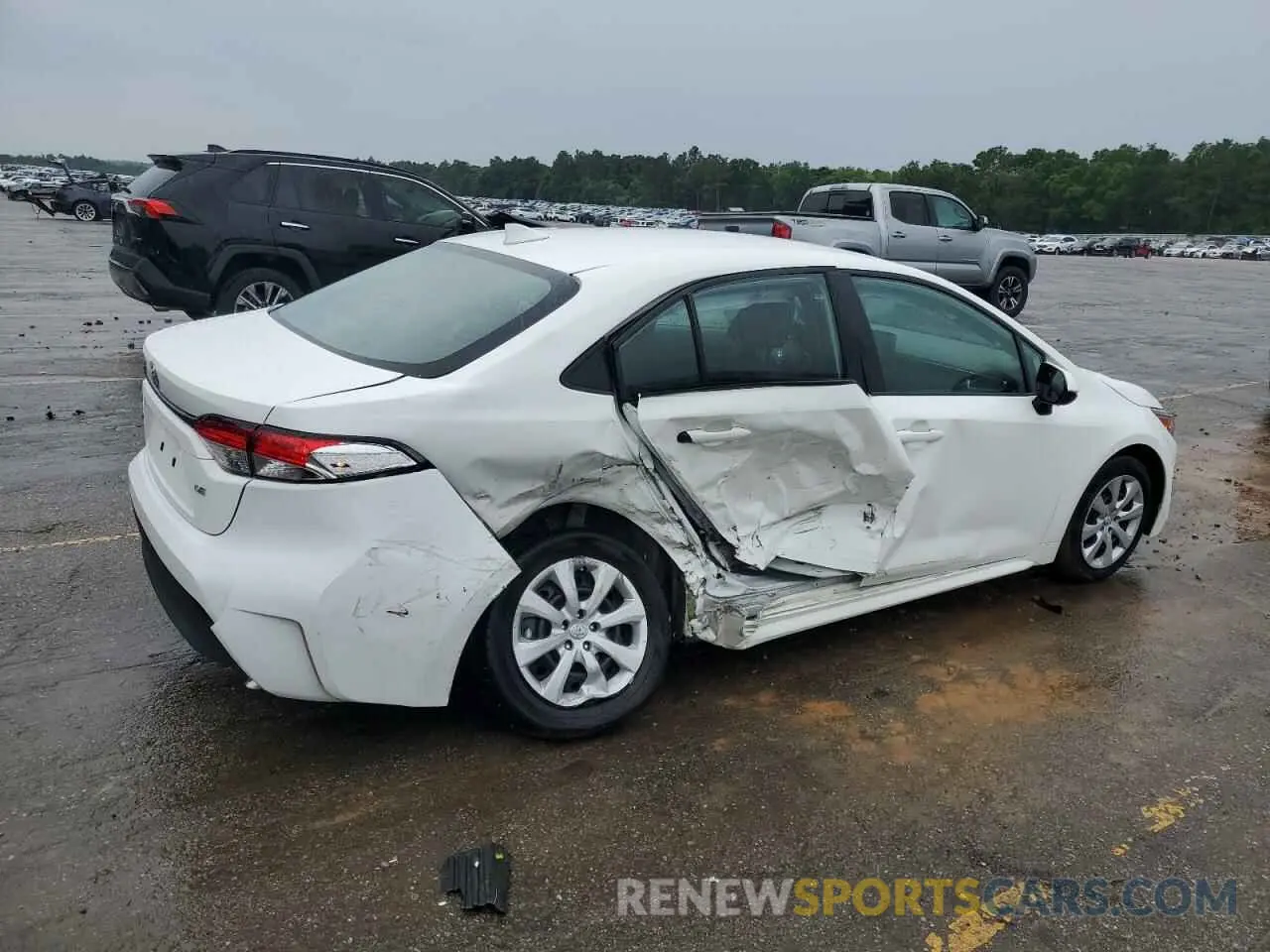 3 Photograph of a damaged car 5YFB4MDE3RP197114 TOYOTA COROLLA 2024