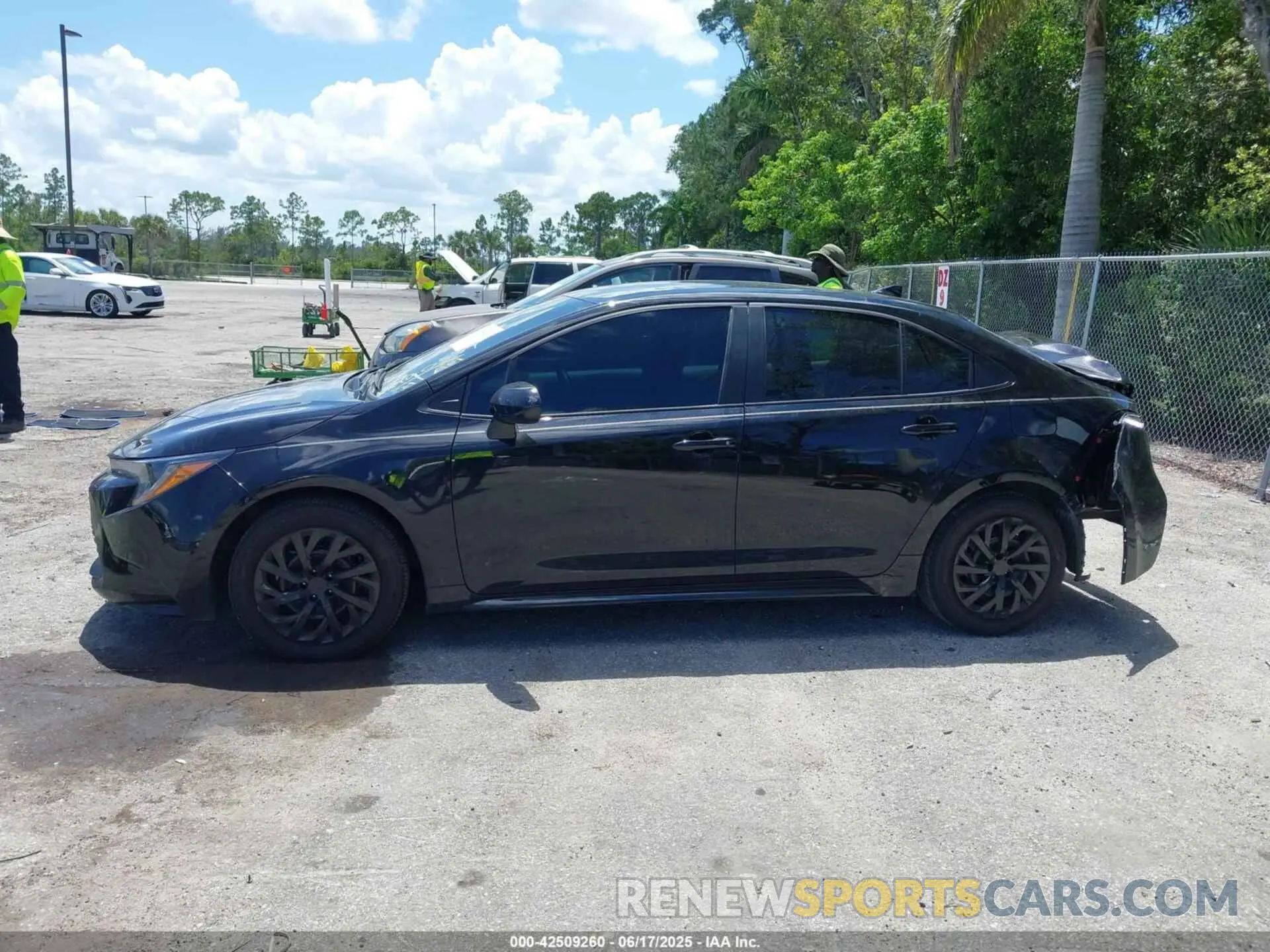 15 Photograph of a damaged car 5YFB4MDE3RP210539 TOYOTA COROLLA 2024