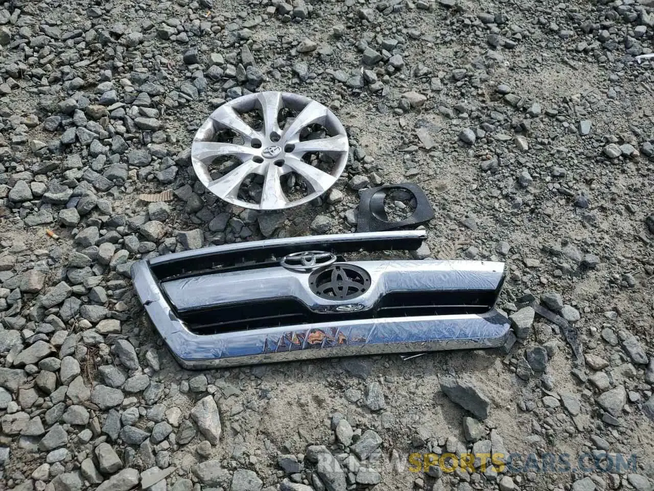 12 Photograph of a damaged car 5YFB4MDE3RP217913 TOYOTA COROLLA 2024