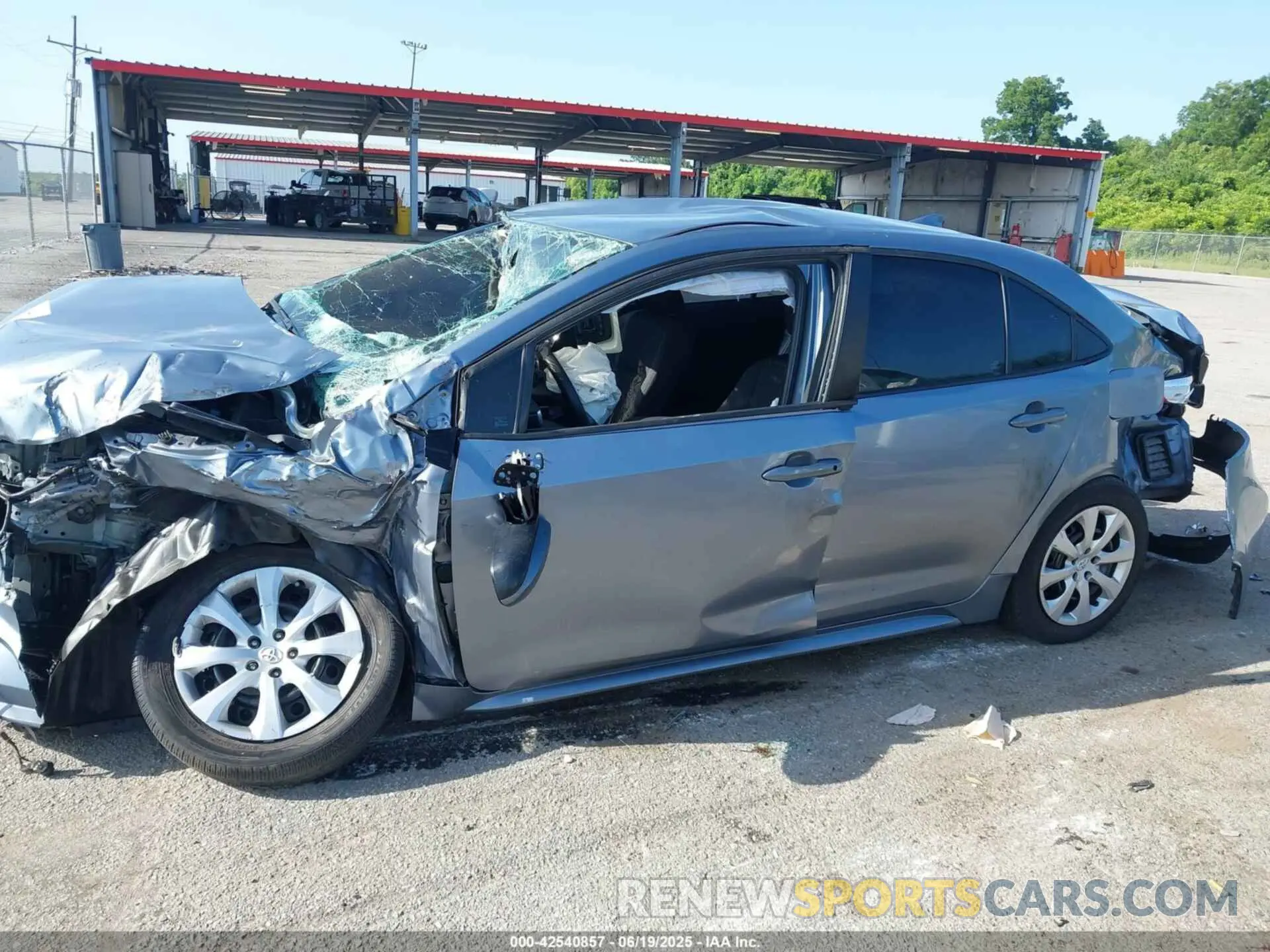 14 Photograph of a damaged car 5YFB4MDE4RP086717 TOYOTA COROLLA 2024