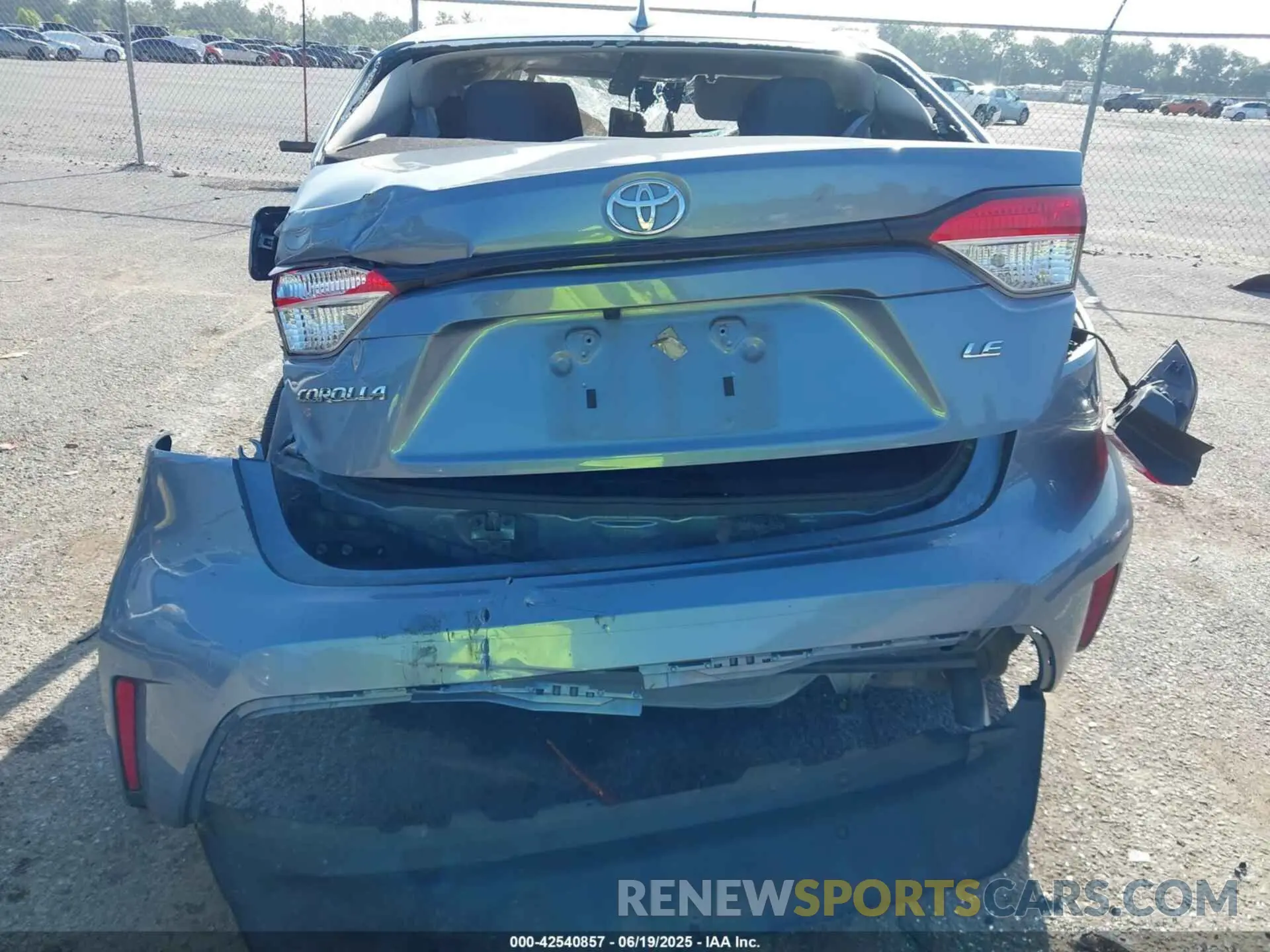 16 Photograph of a damaged car 5YFB4MDE4RP086717 TOYOTA COROLLA 2024
