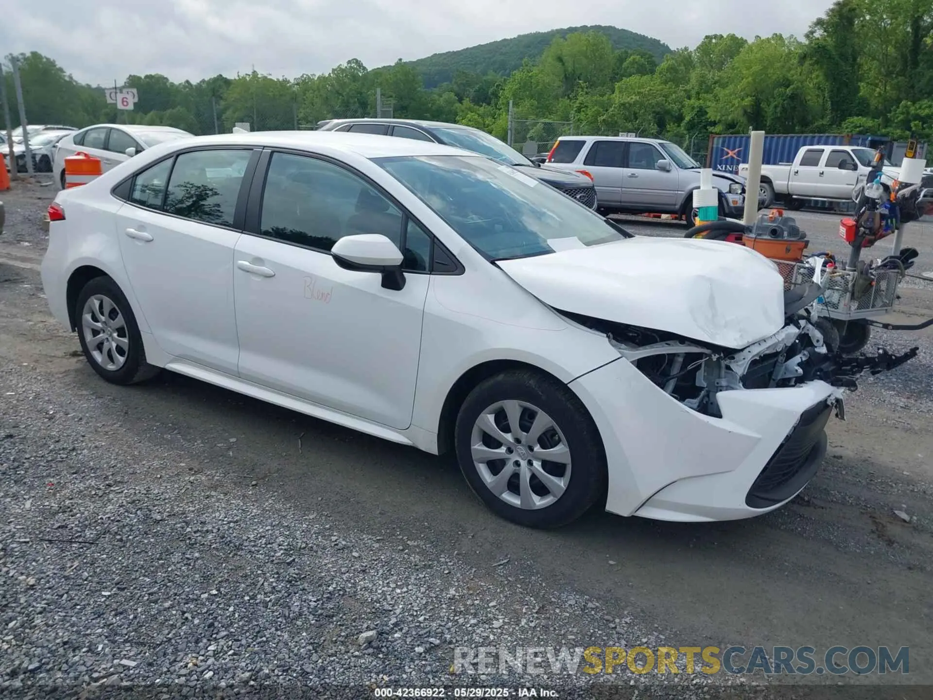 1 Photograph of a damaged car 5YFB4MDE4RP090590 TOYOTA COROLLA 2024