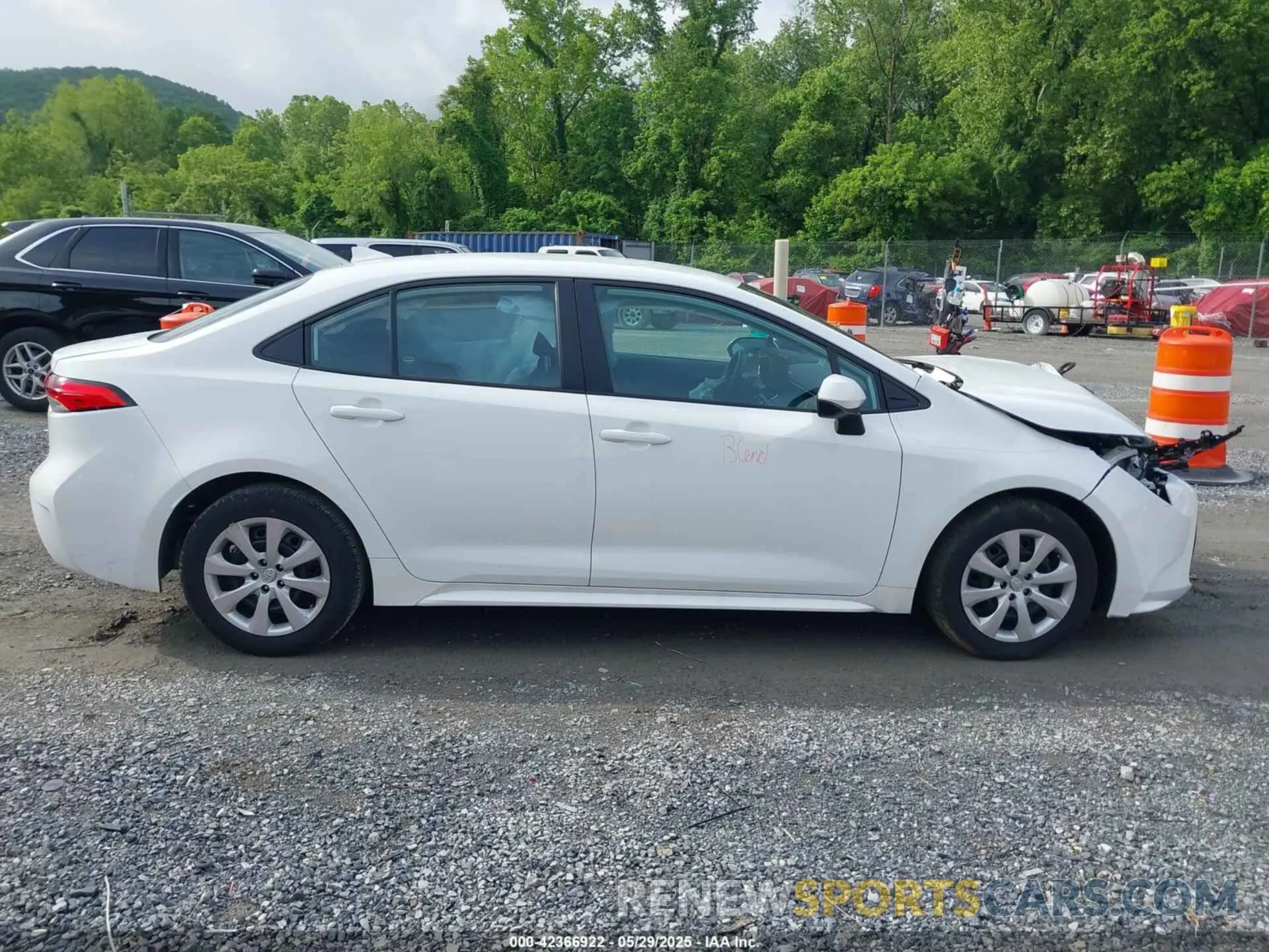 13 Photograph of a damaged car 5YFB4MDE4RP090590 TOYOTA COROLLA 2024