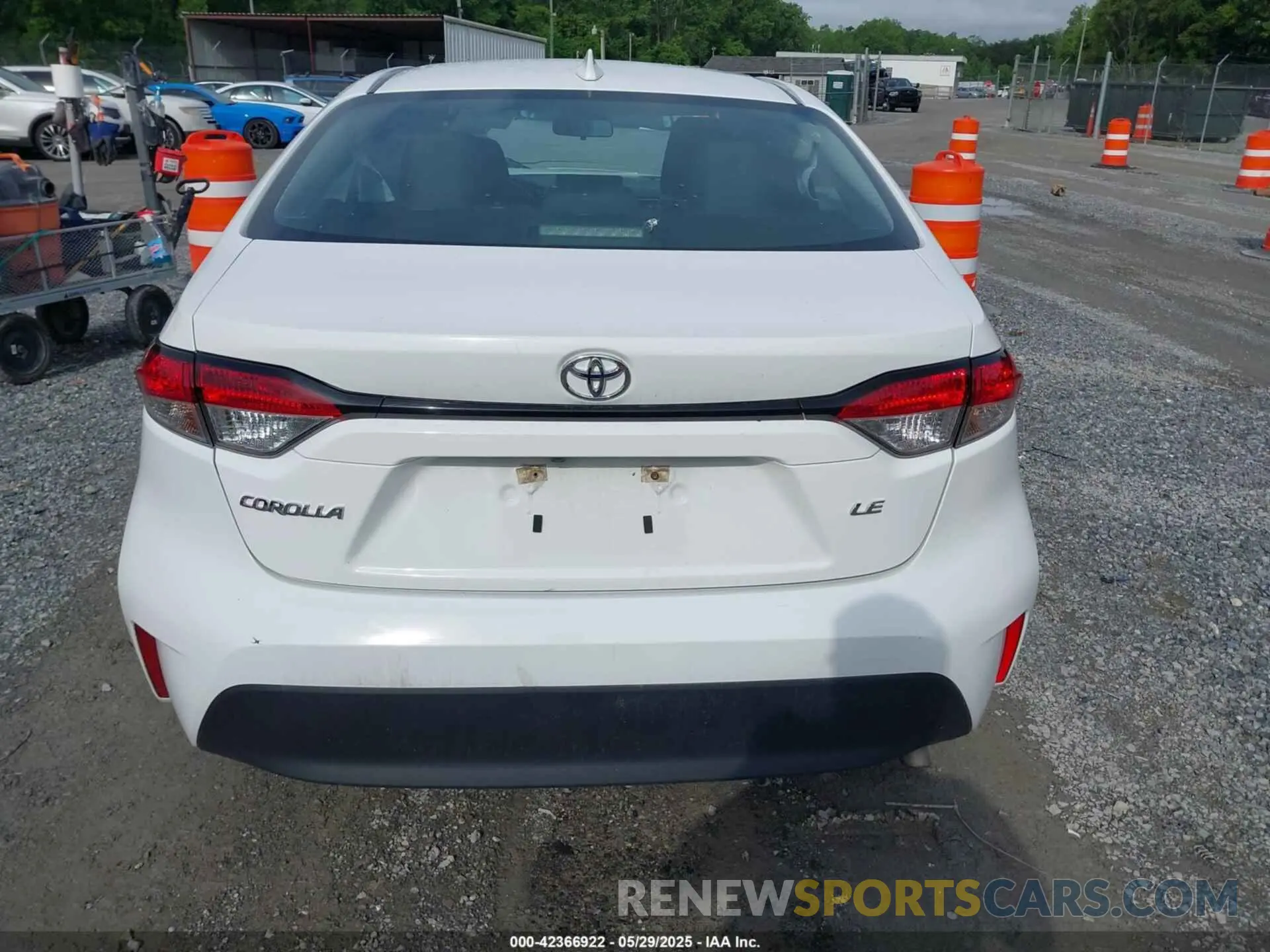 16 Photograph of a damaged car 5YFB4MDE4RP090590 TOYOTA COROLLA 2024