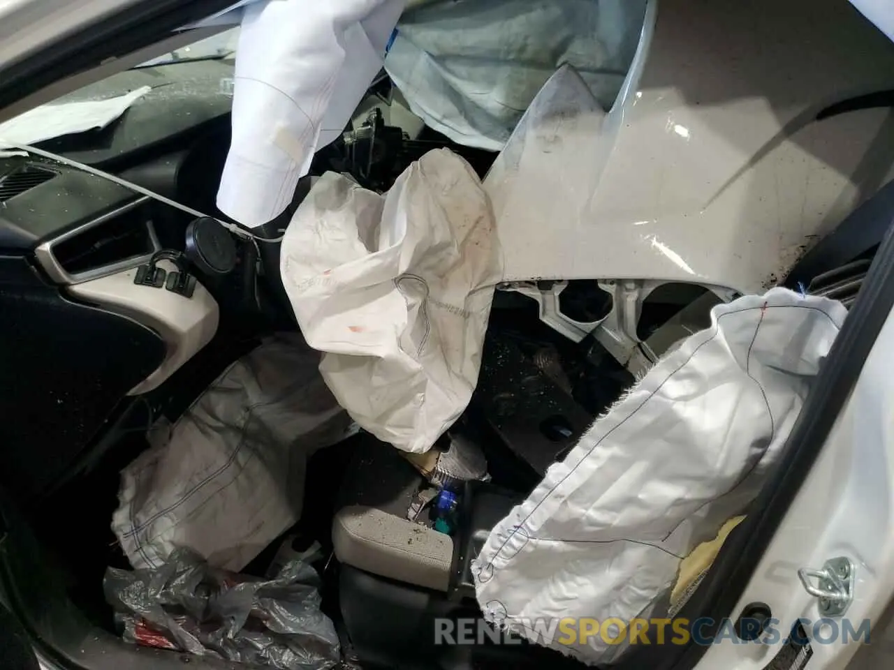 7 Photograph of a damaged car 5YFB4MDE4RP101698 TOYOTA COROLLA 2024