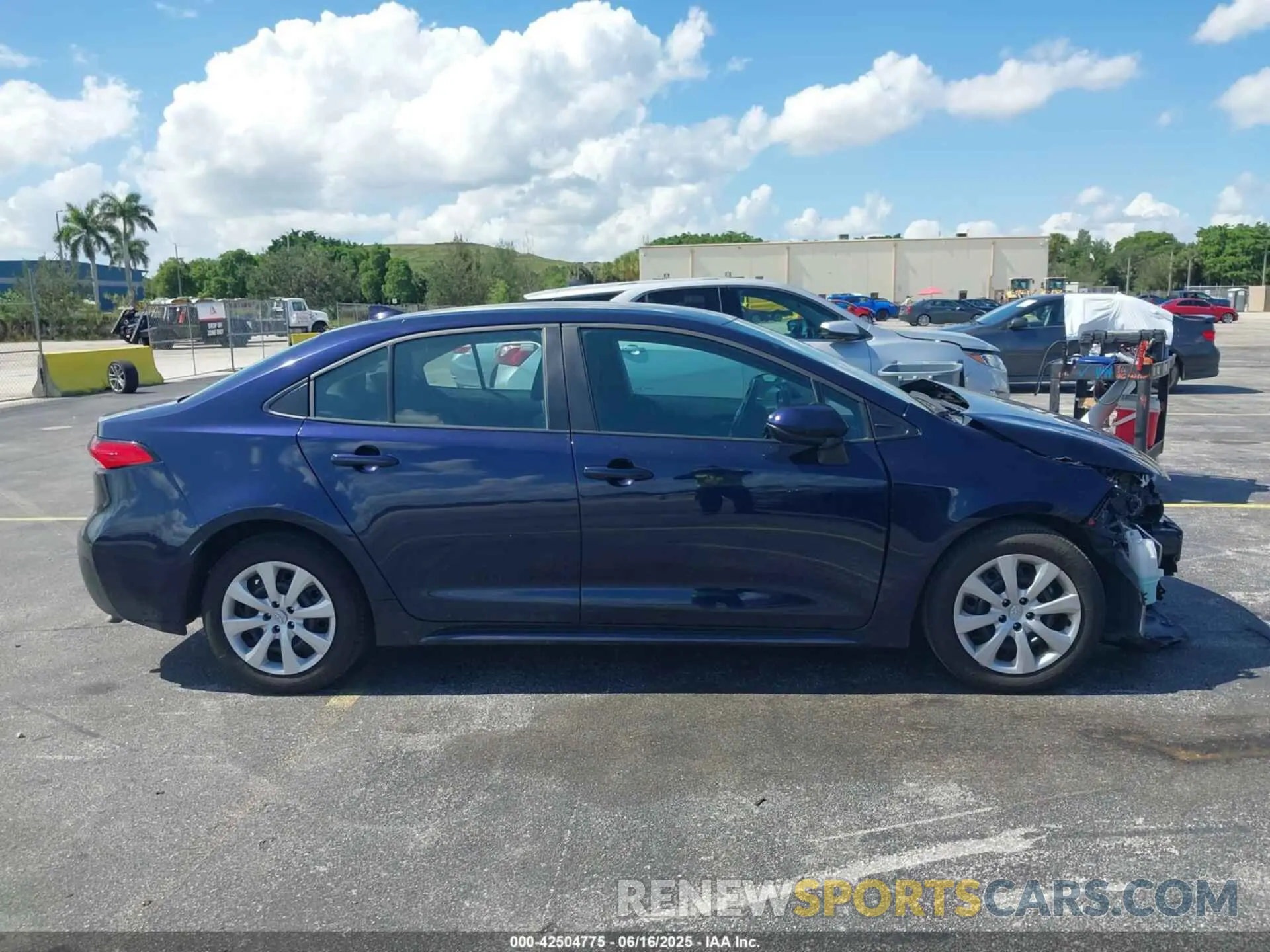14 Photograph of a damaged car 5YFB4MDE4RP103225 TOYOTA COROLLA 2024