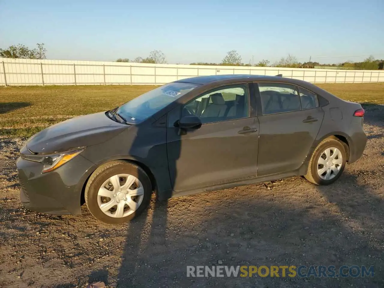 1 Photograph of a damaged car 5YFB4MDE4RP105394 TOYOTA COROLLA 2024