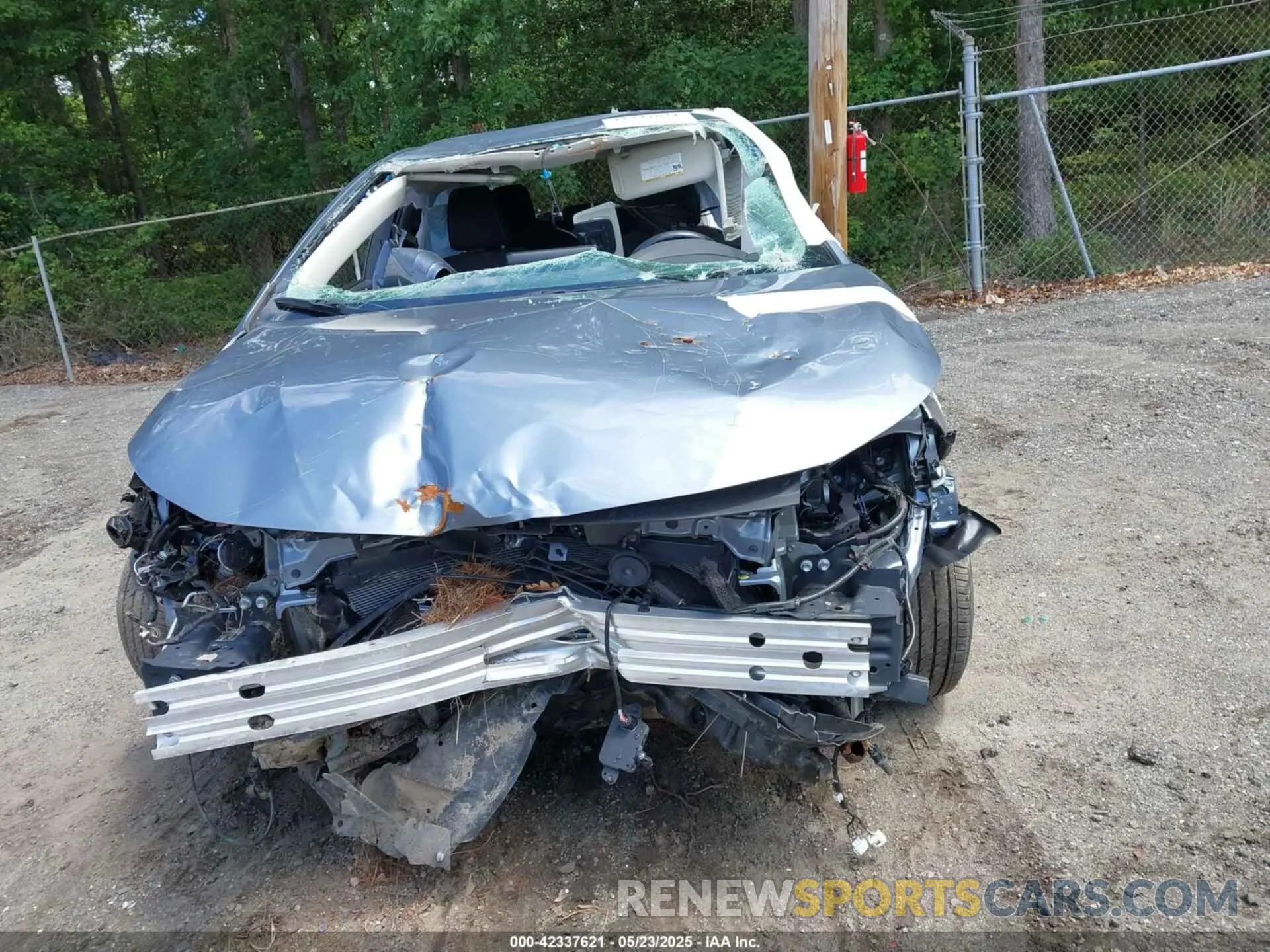 11 Photograph of a damaged car 5YFB4MDE4RP109137 TOYOTA COROLLA 2024