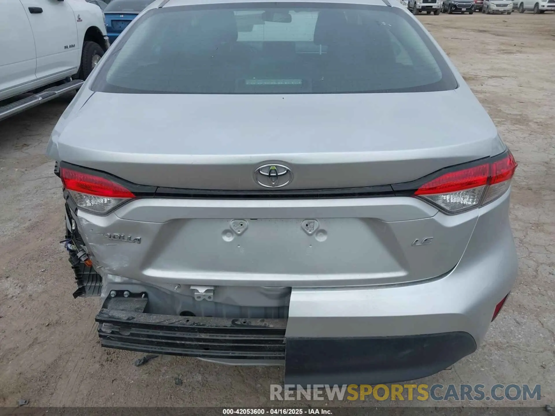 16 Photograph of a damaged car 5YFB4MDE4RP129193 TOYOTA COROLLA 2024