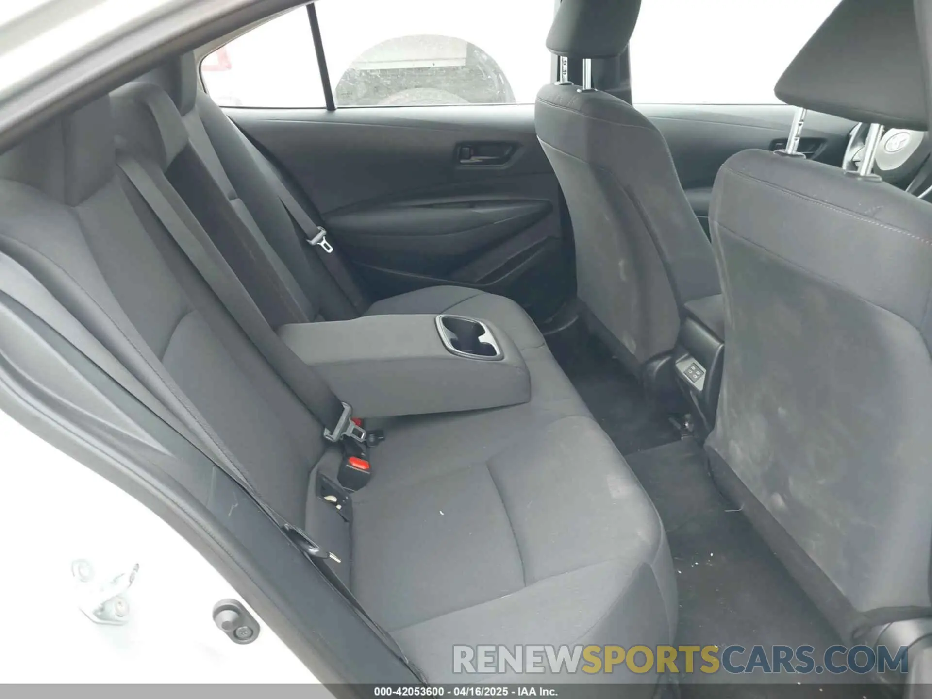 8 Photograph of a damaged car 5YFB4MDE4RP129193 TOYOTA COROLLA 2024