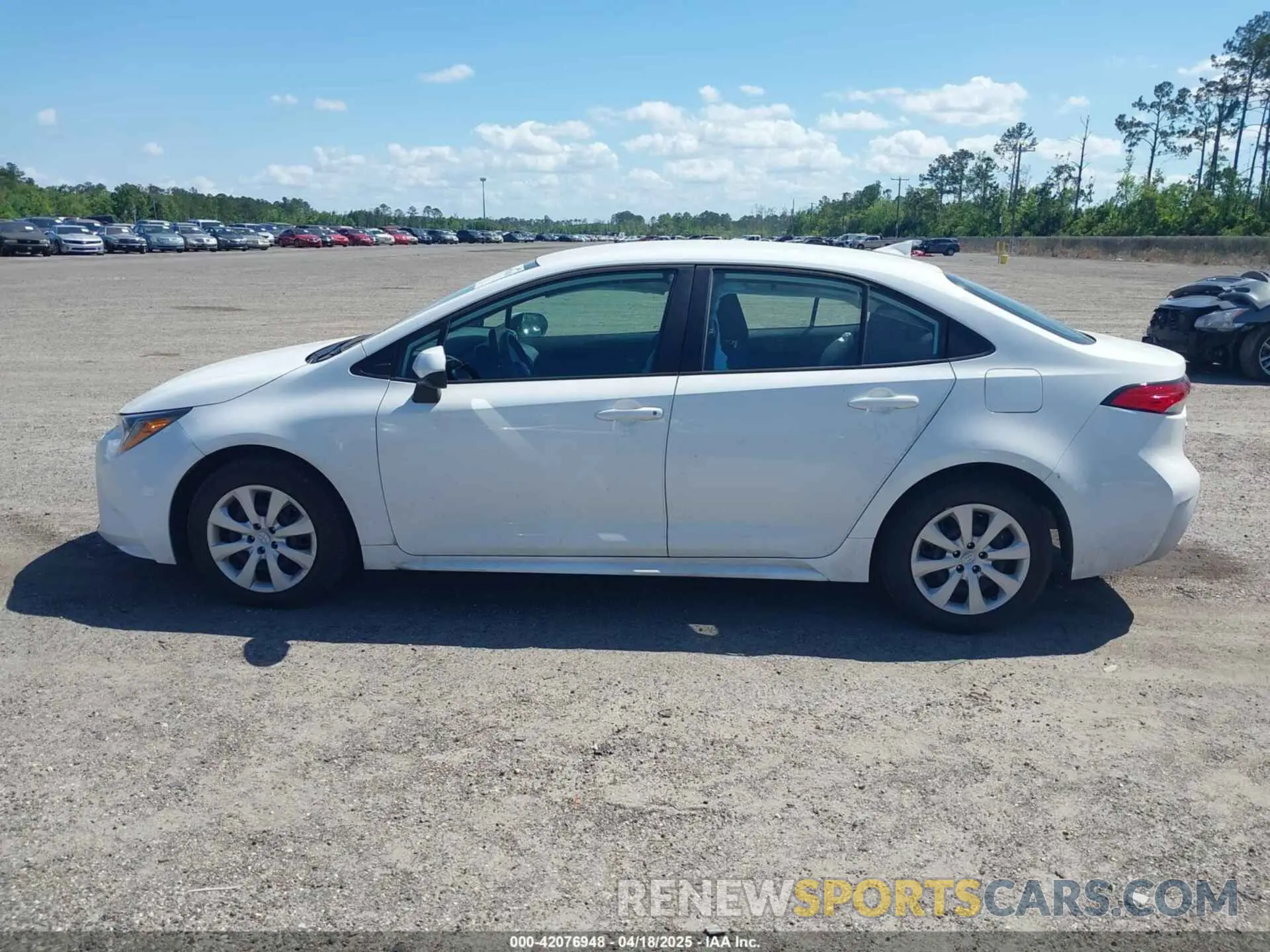 14 Photograph of a damaged car 5YFB4MDE4RP144938 TOYOTA COROLLA 2024