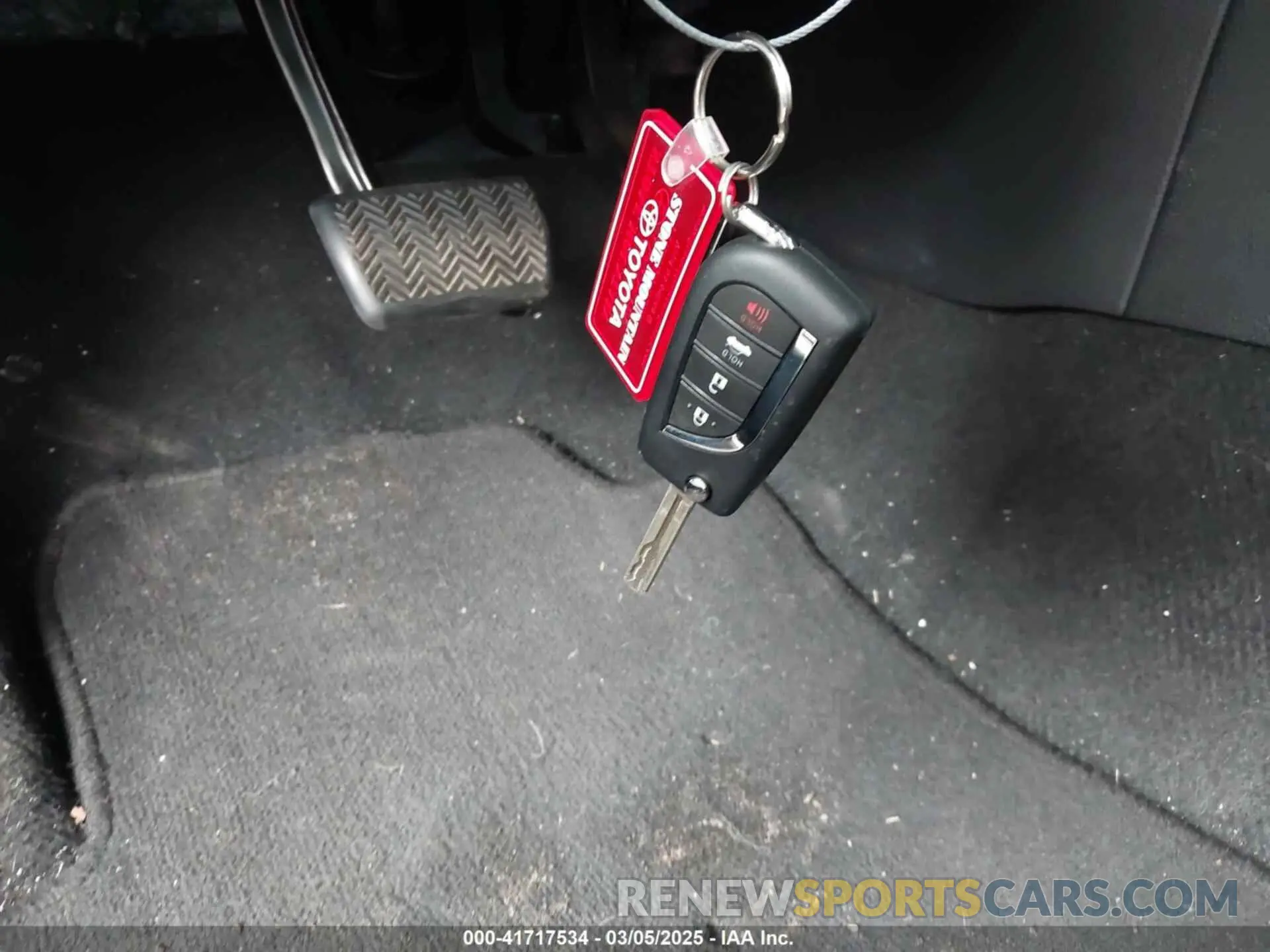 11 Photograph of a damaged car 5YFB4MDE4RP145961 TOYOTA COROLLA 2024