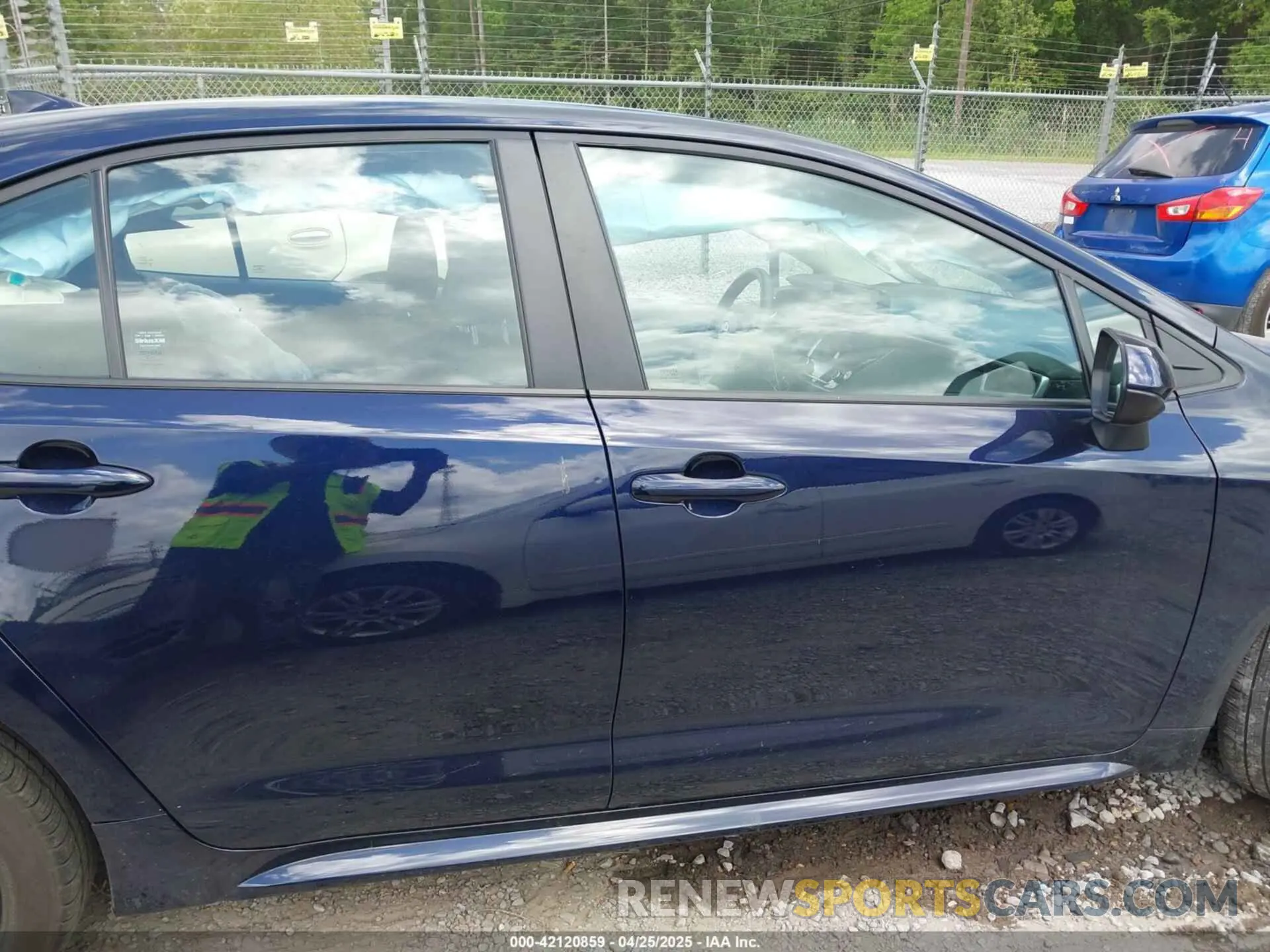 13 Photograph of a damaged car 5YFB4MDE4RP174828 TOYOTA COROLLA 2024