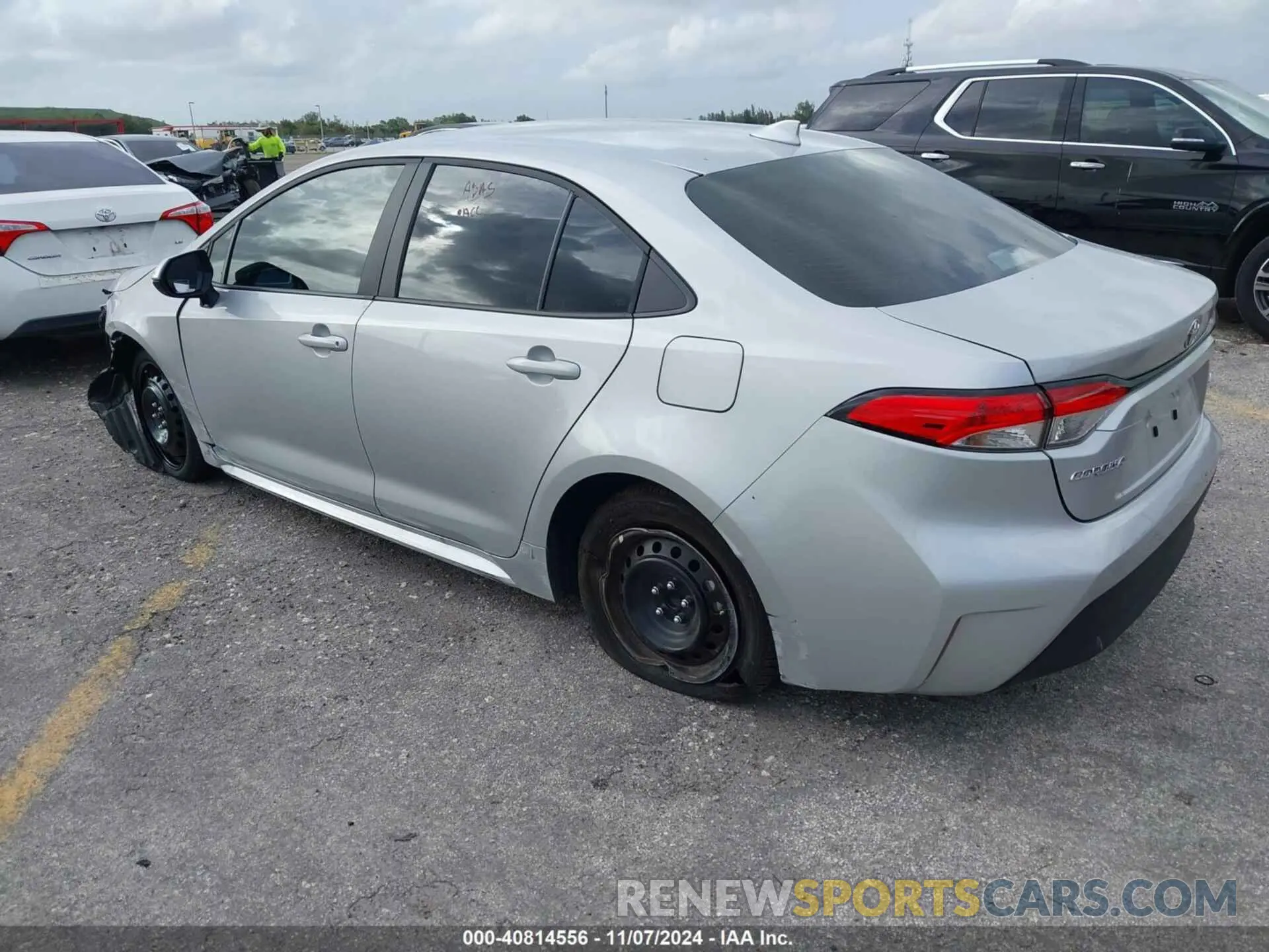 3 Photograph of a damaged car 5YFB4MDE4RP180788 TOYOTA COROLLA 2024