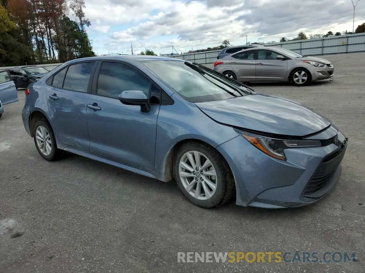 4 Photograph of a damaged car 5YFB4MDE4RP184923 TOYOTA COROLLA 2024