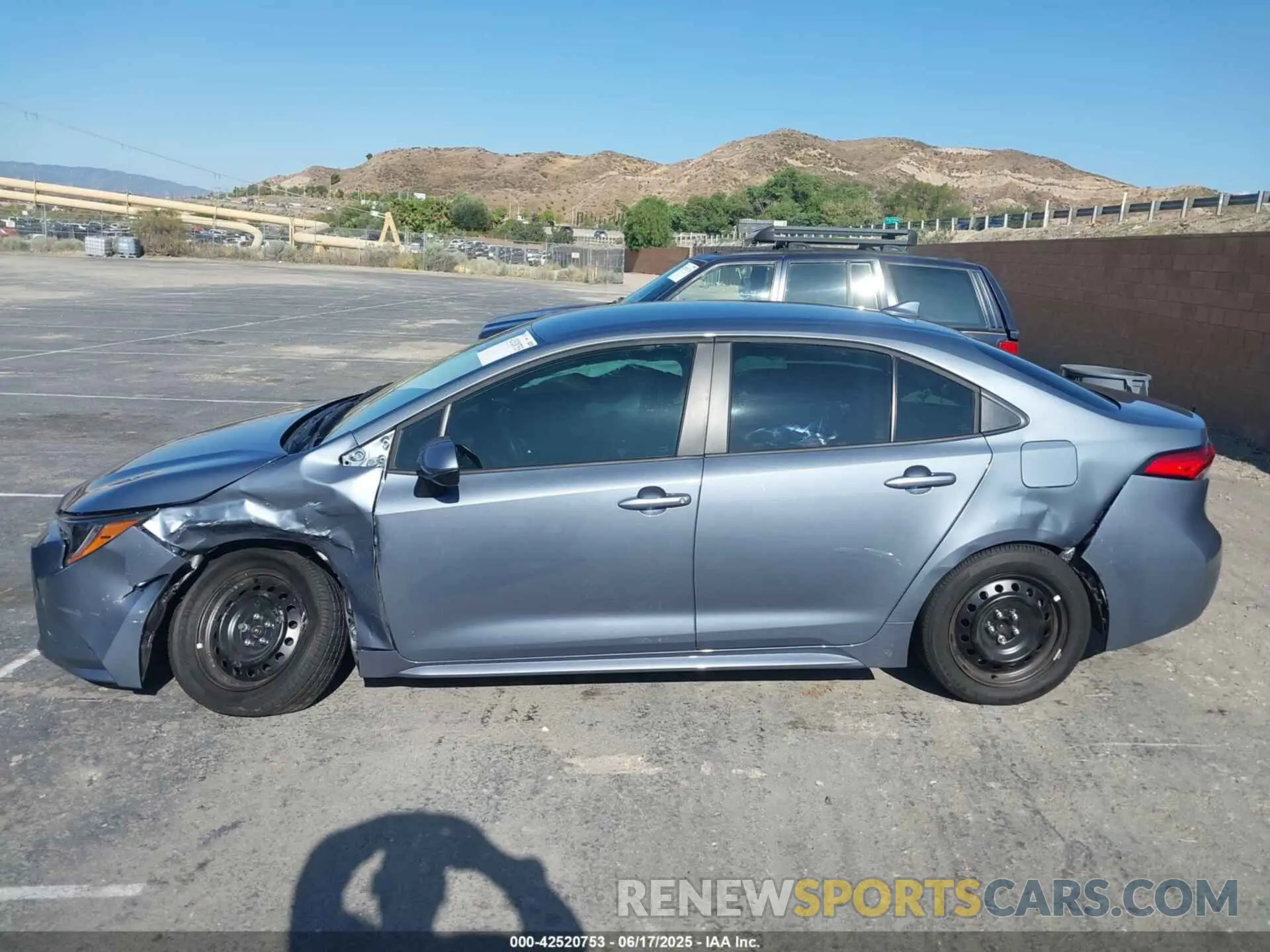 13 Photograph of a damaged car 5YFB4MDE4RP196585 TOYOTA COROLLA 2024