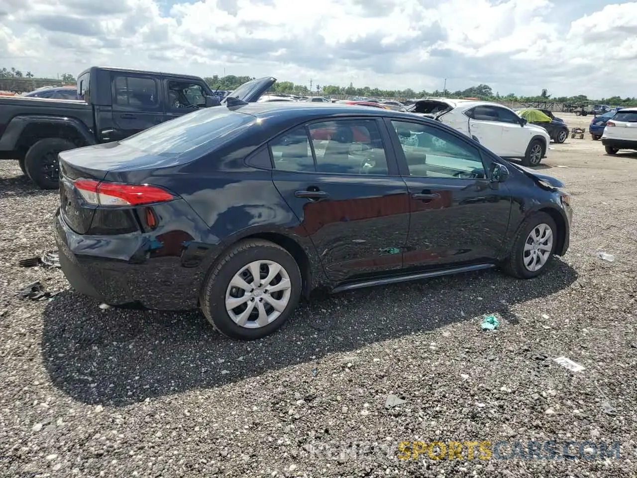 3 Photograph of a damaged car 5YFB4MDE4RP204085 TOYOTA COROLLA 2024