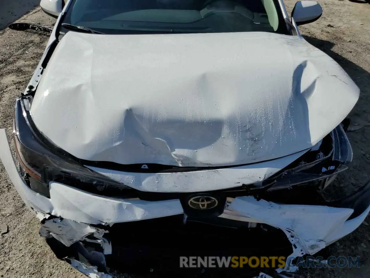 11 Photograph of a damaged car 5YFB4MDE4RP204927 TOYOTA COROLLA 2024