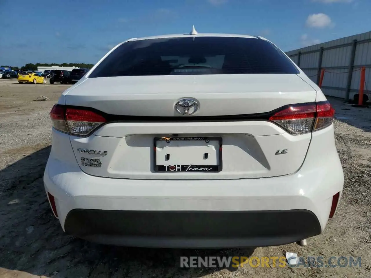 6 Photograph of a damaged car 5YFB4MDE4RP204927 TOYOTA COROLLA 2024