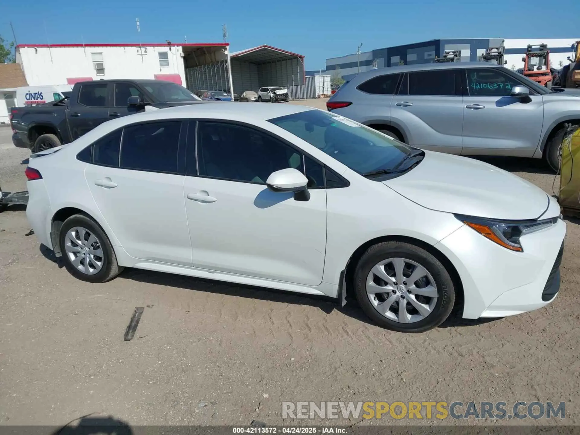 13 Photograph of a damaged car 5YFB4MDE4RP206788 TOYOTA COROLLA 2024