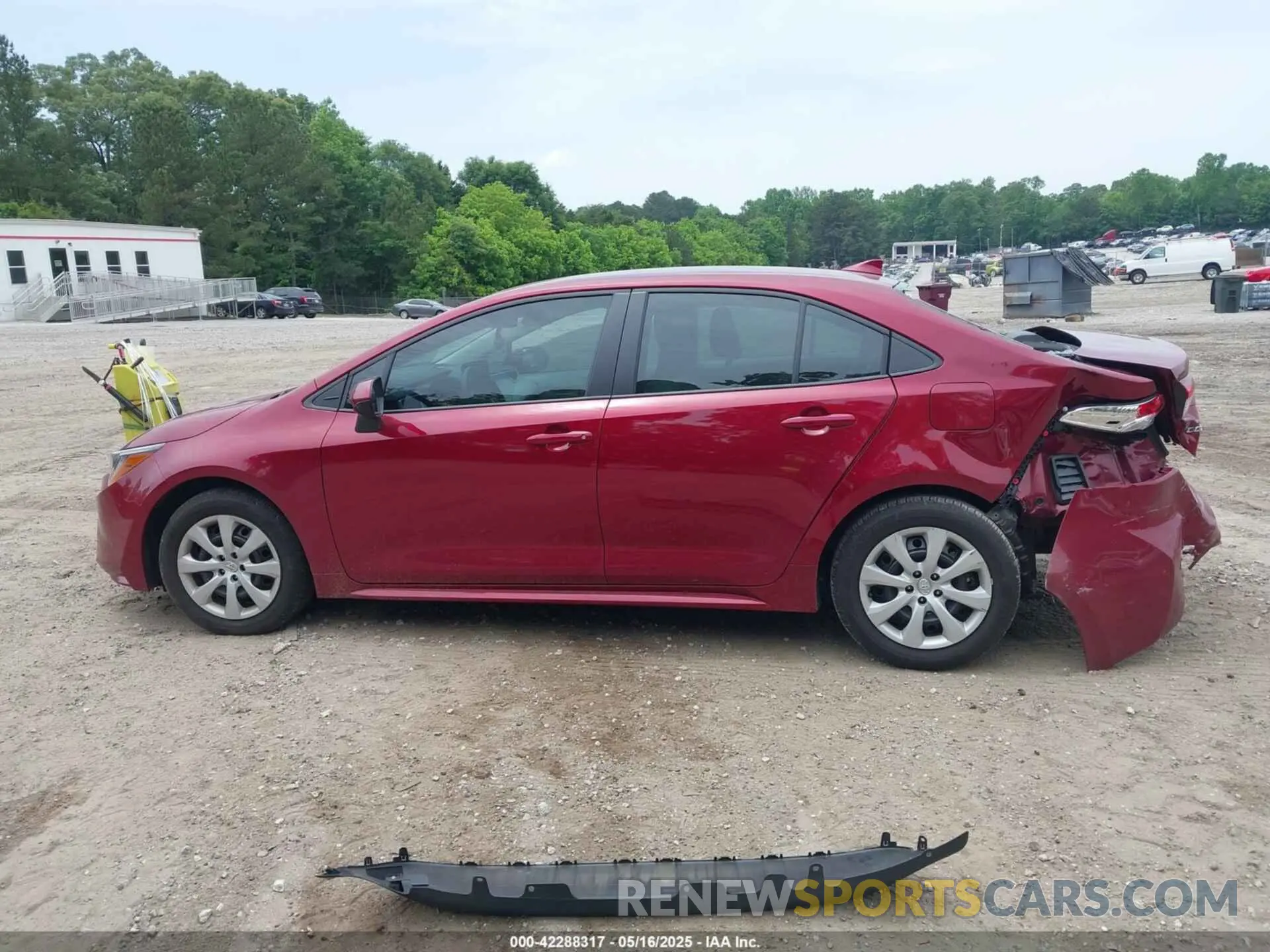 15 Photograph of a damaged car 5YFB4MDE4RP224014 TOYOTA COROLLA 2024