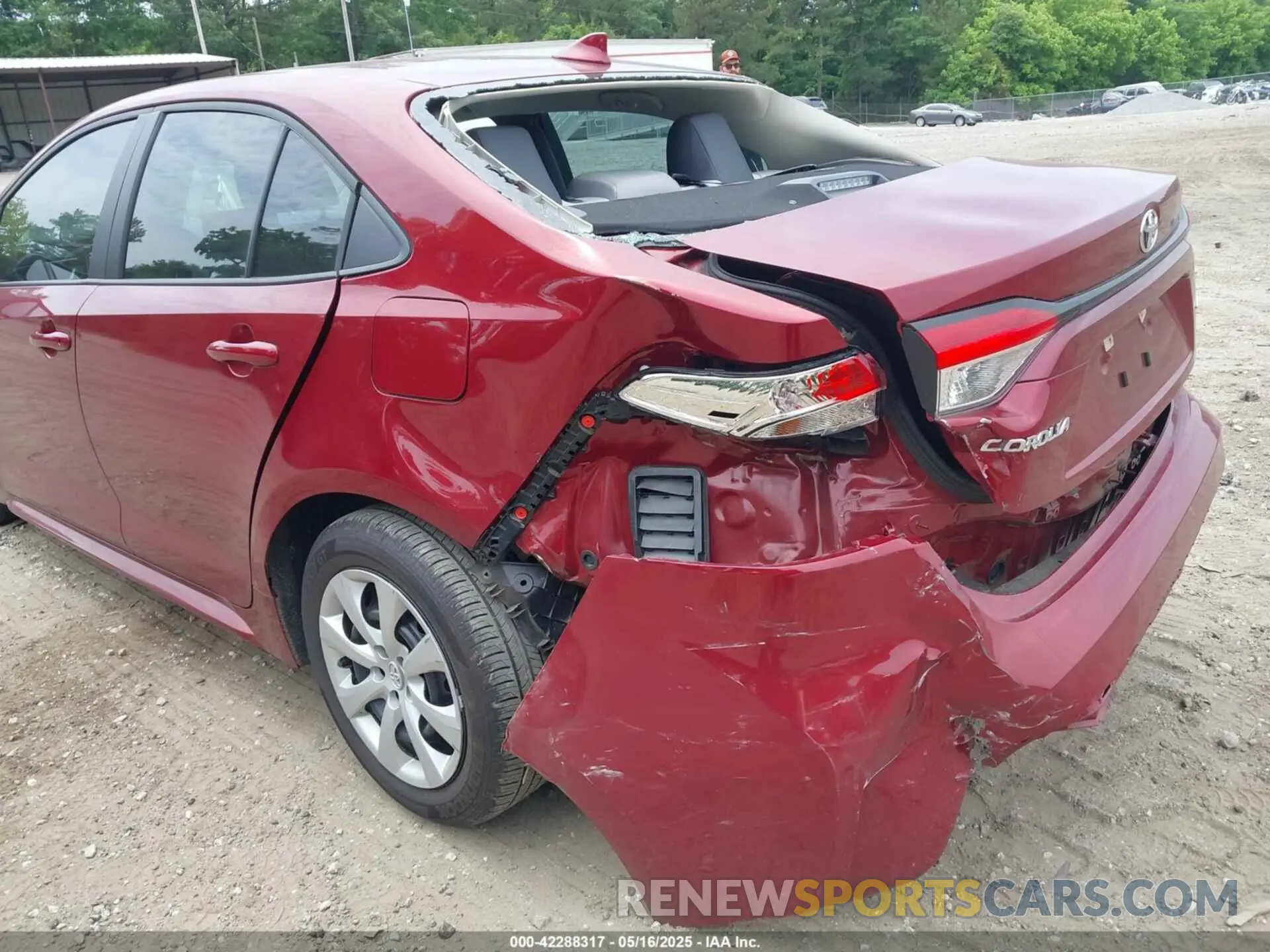 6 Photograph of a damaged car 5YFB4MDE4RP224014 TOYOTA COROLLA 2024