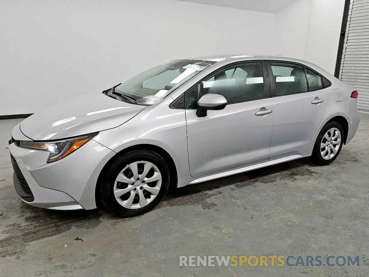 1 Photograph of a damaged car 5YFB4MDE5RP080652 TOYOTA COROLLA 2024