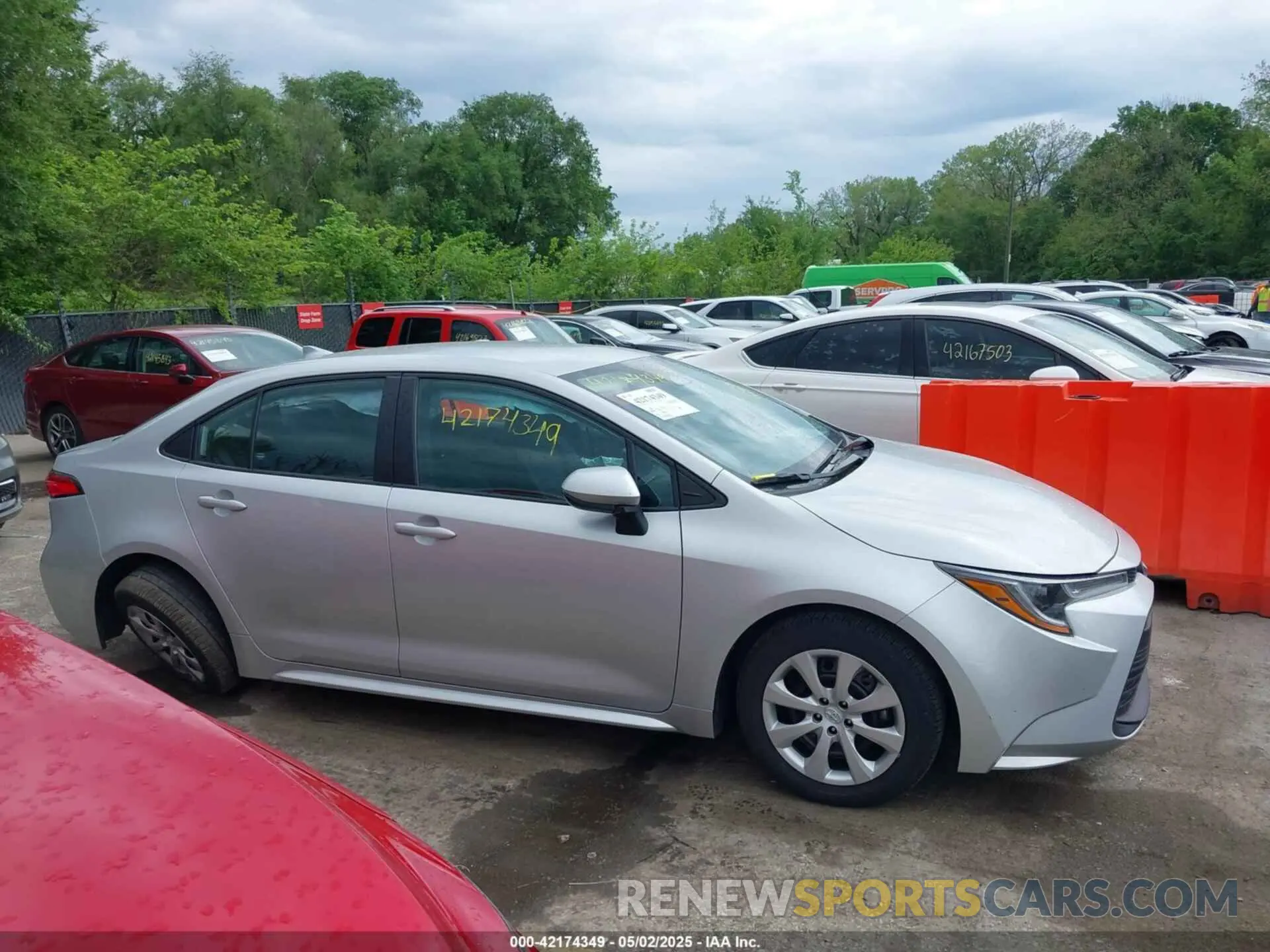 13 Photograph of a damaged car 5YFB4MDE5RP110281 TOYOTA COROLLA 2024