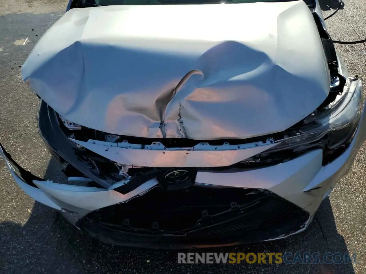 11 Photograph of a damaged car 5YFB4MDE5RP121099 TOYOTA COROLLA 2024