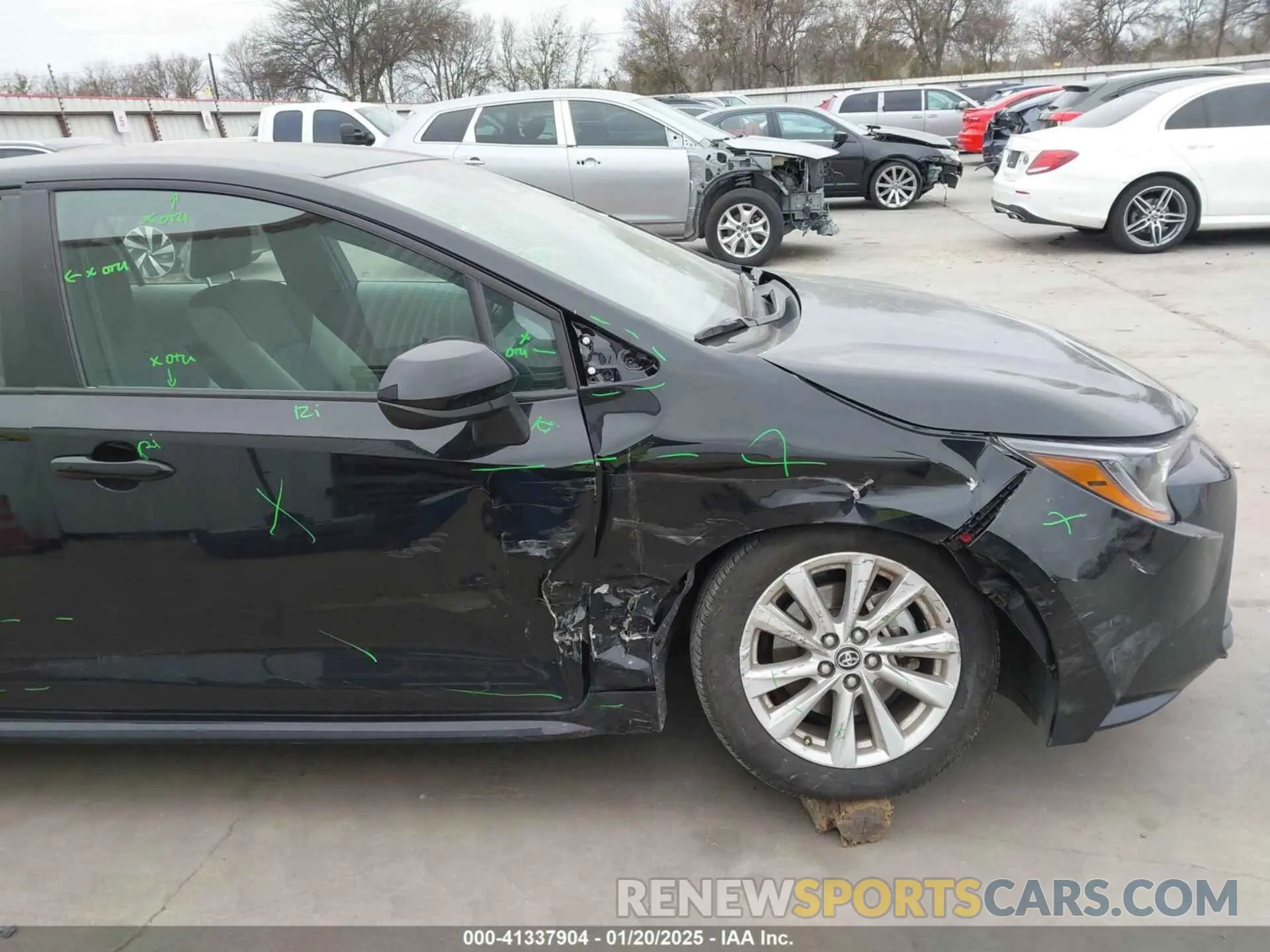 17 Photograph of a damaged car 5YFB4MDE5RP127503 TOYOTA COROLLA 2024