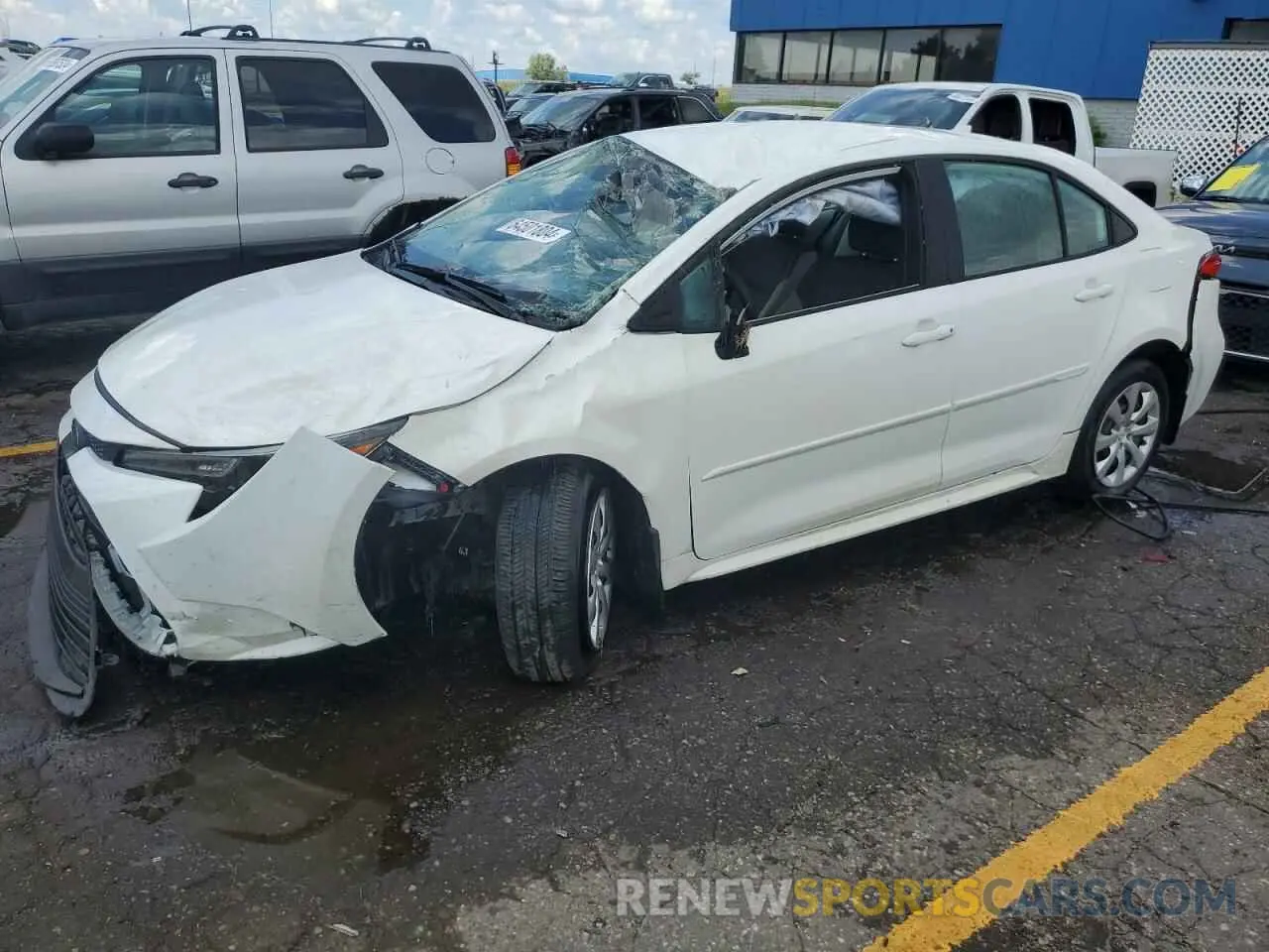 1 Photograph of a damaged car 5YFB4MDE5RP154460 TOYOTA COROLLA 2024